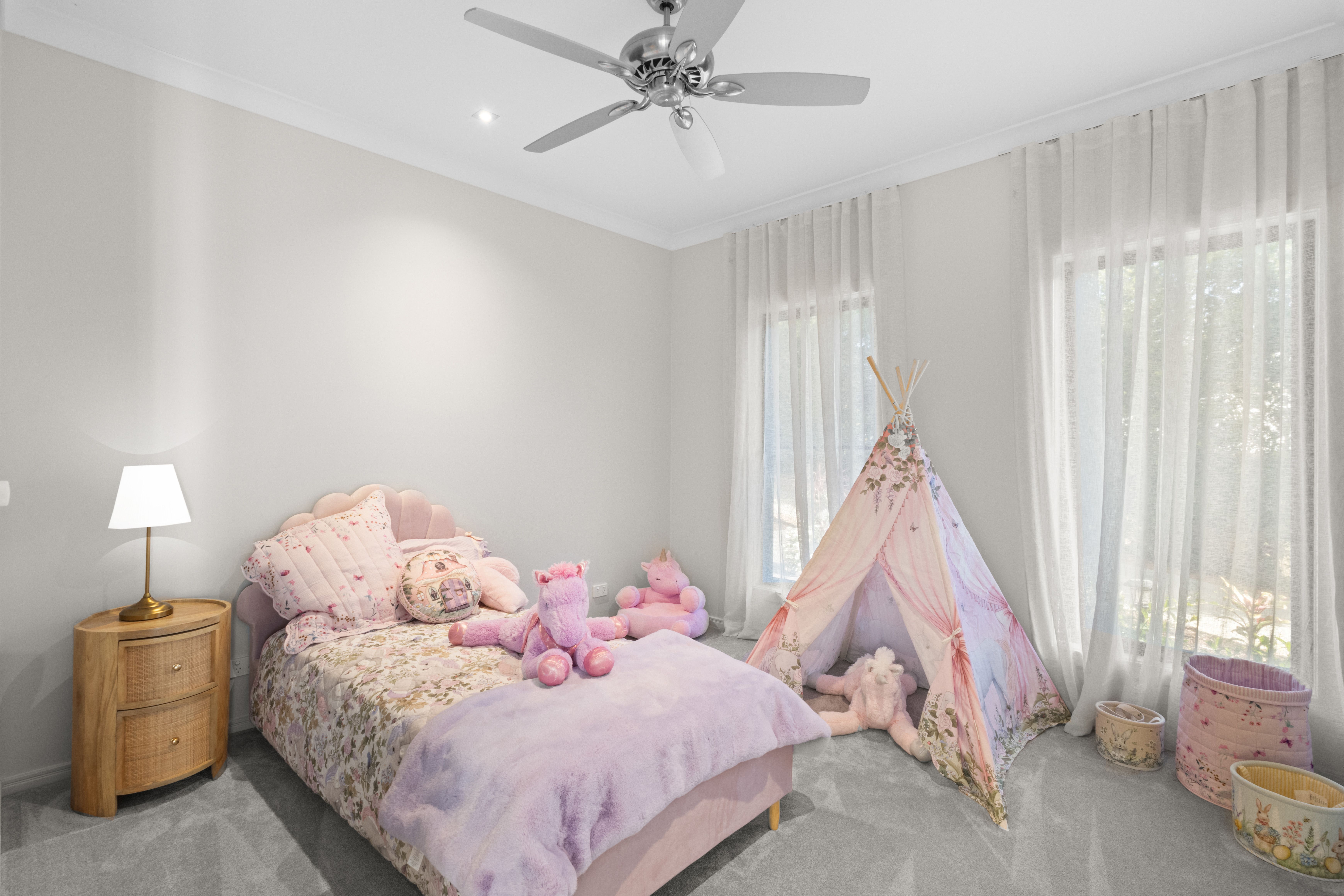 3 Prince Of Wales Court — photo 17 of 29