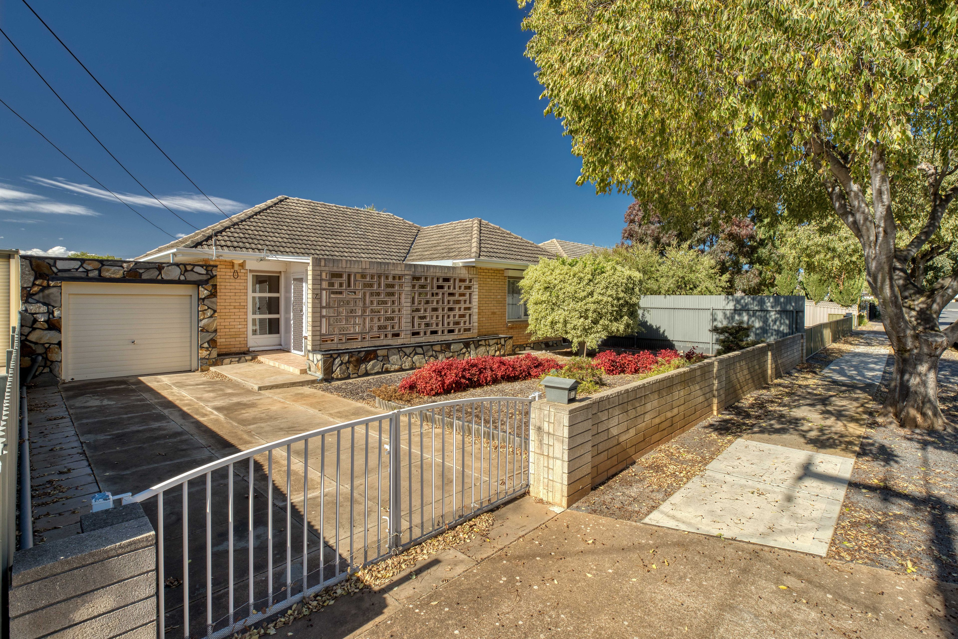 7 Cairns Avenue, Warradale, SA 5046