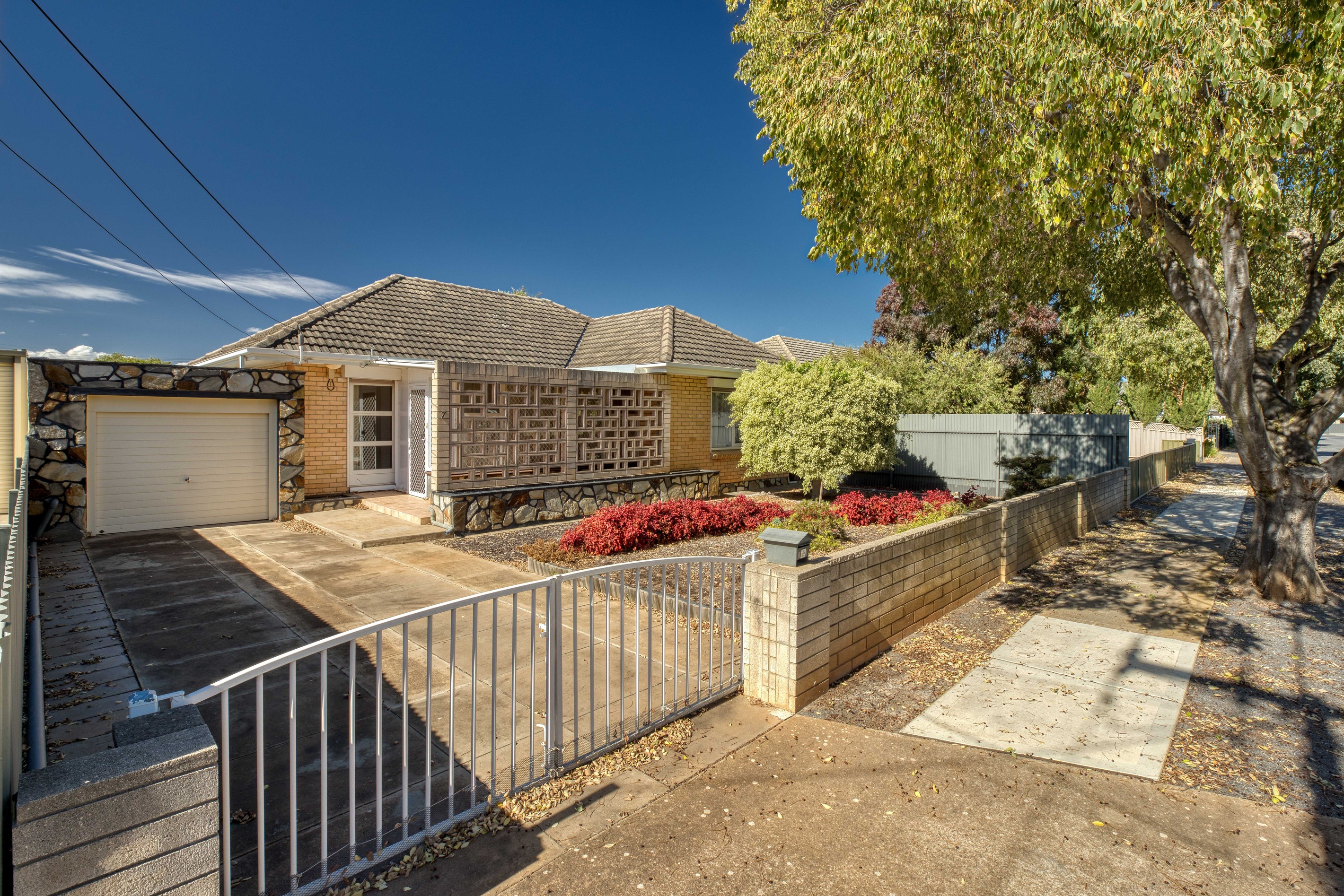 7 Cairns Avenue, Warradale, SA 5046
