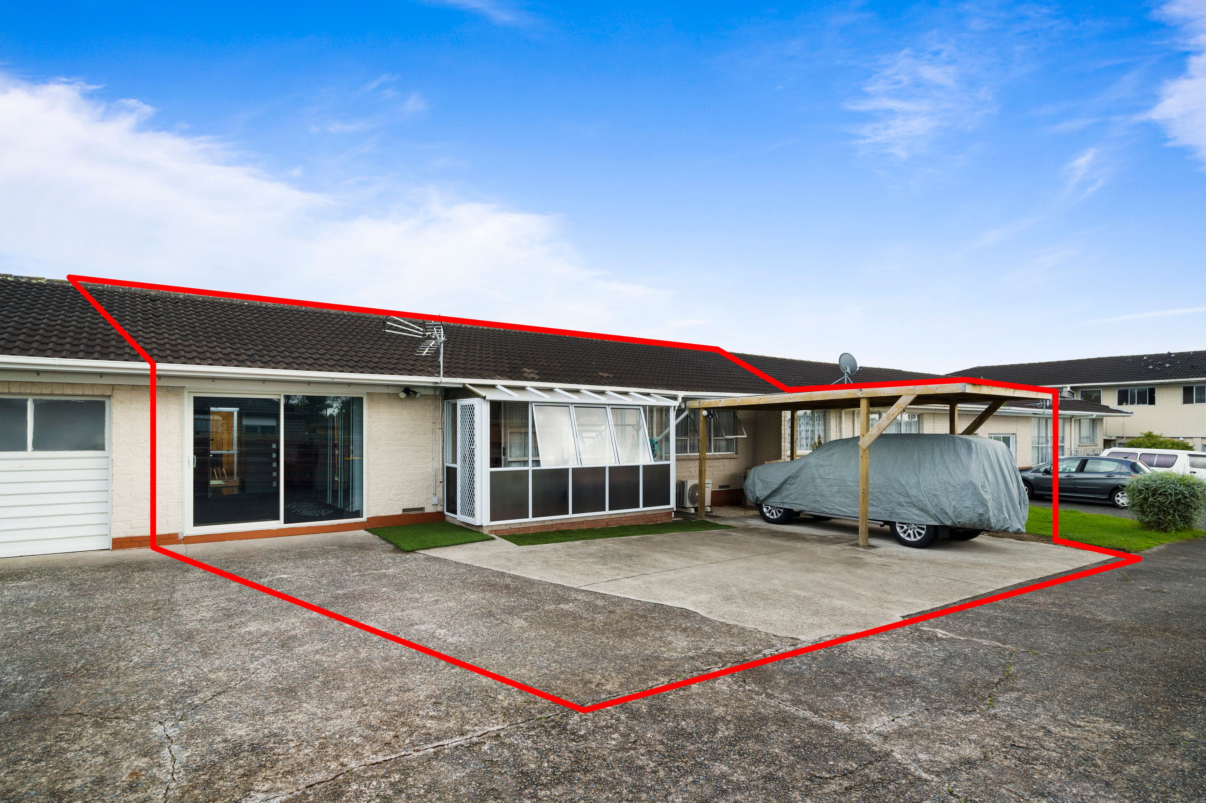 2/246 Shirley Road, Papatoetoe, Manukau City
