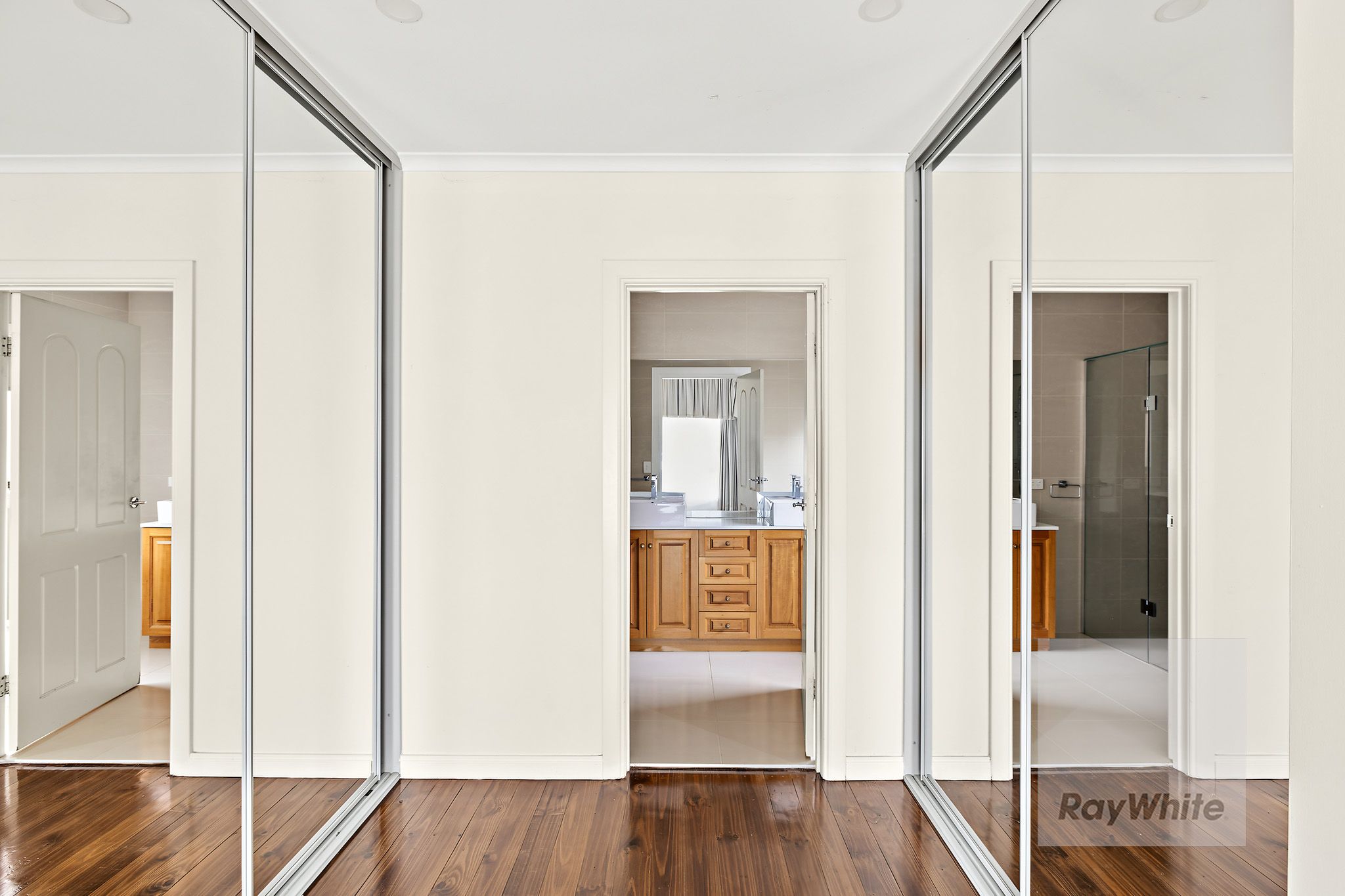 11 Olea Court — photo 5 of 17