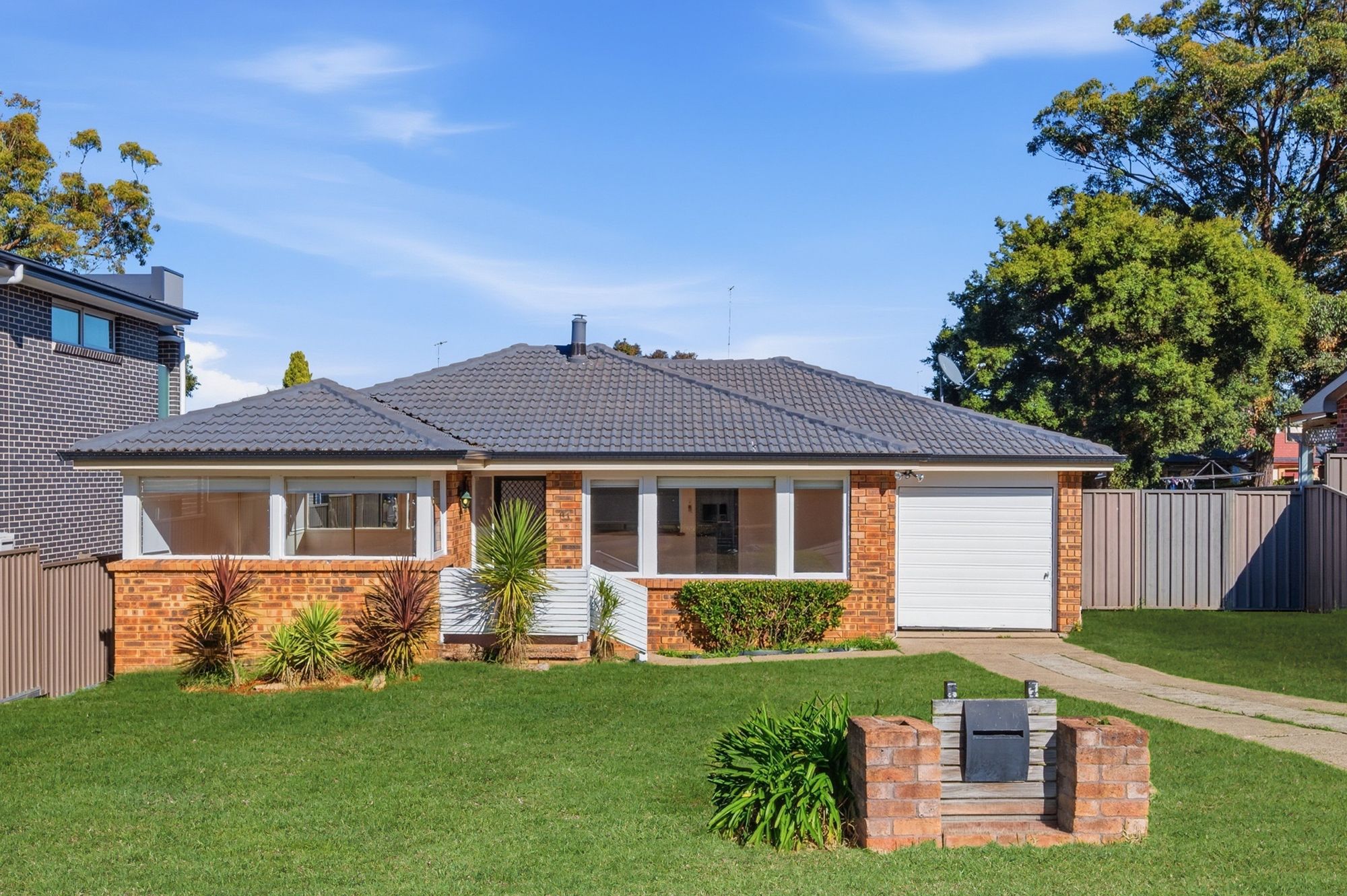 41 Pinaroo Crescent — photo from Ray White Macarthur Group