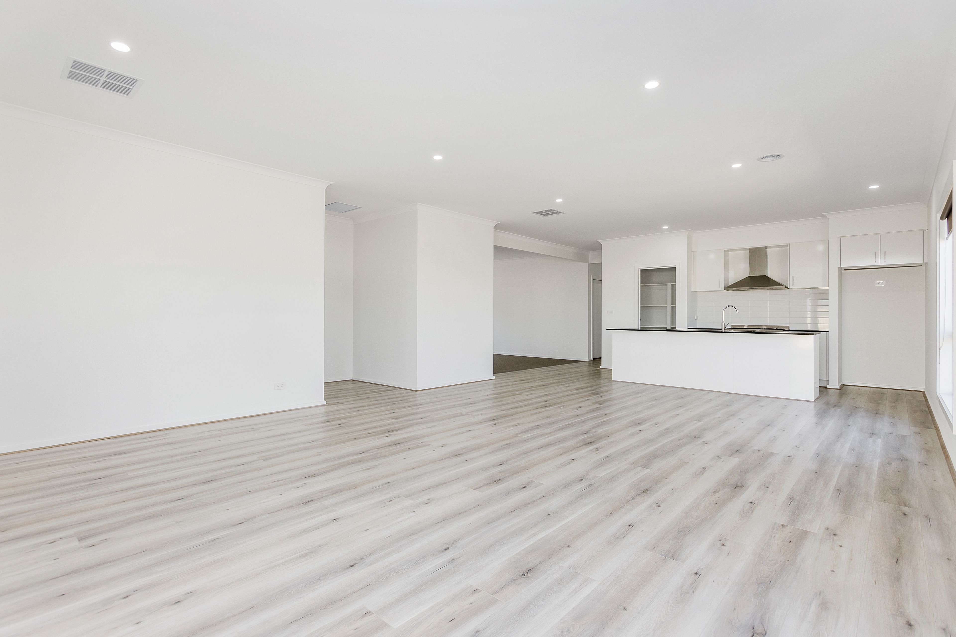 24 Reunion Parade, Tarneit, VIC 3029