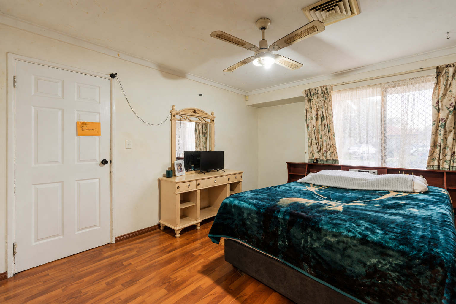 10 Aldington Street — photo 3 of 17