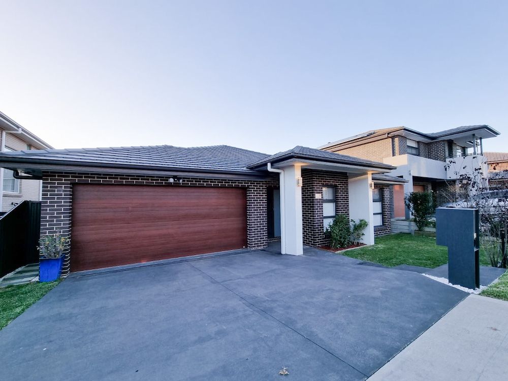 32 Mulvihill Crescent, Denham Court, NSW 2565