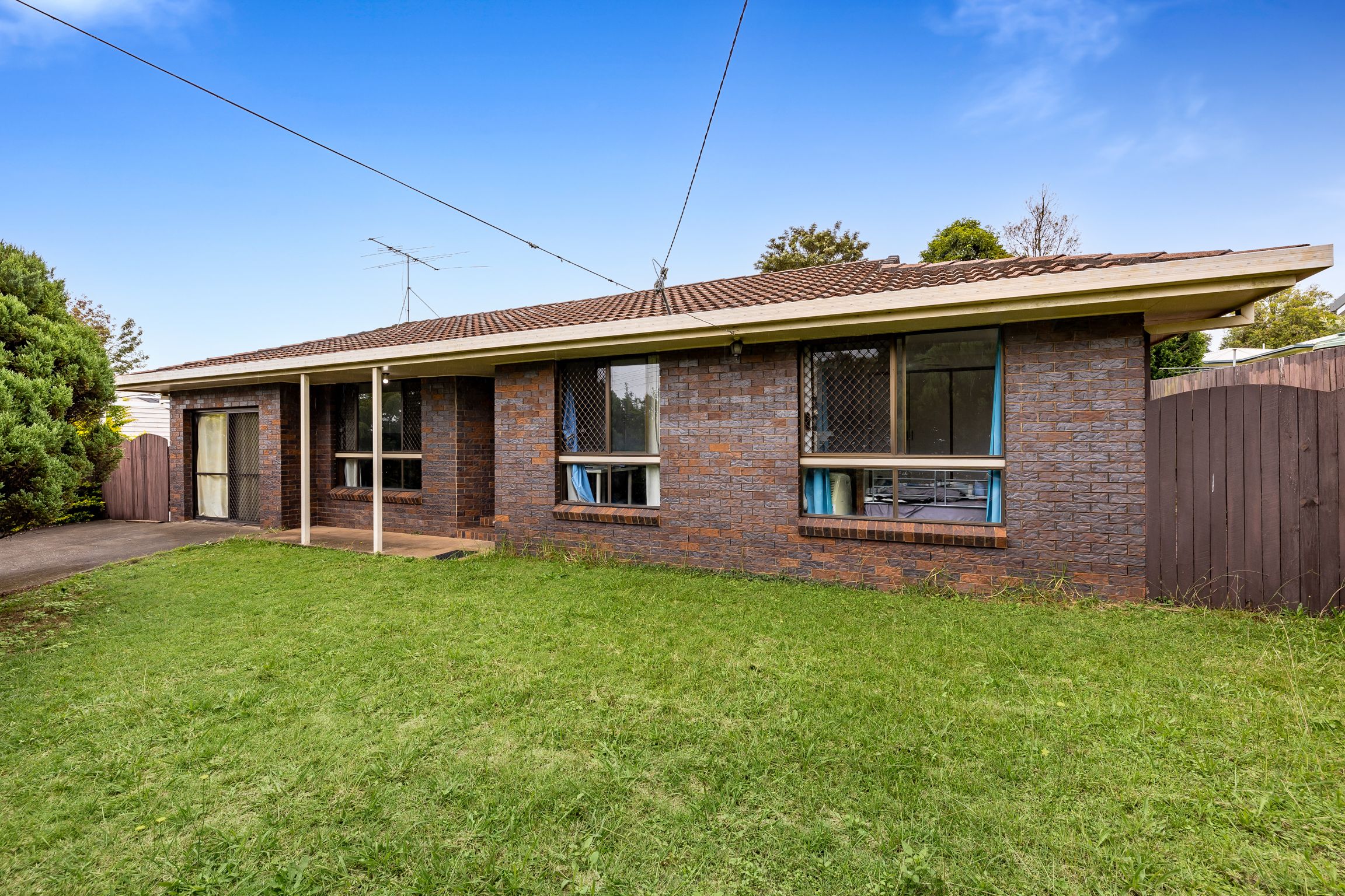 9 Lindemann Court, Wilsonton Heights QLD 4350