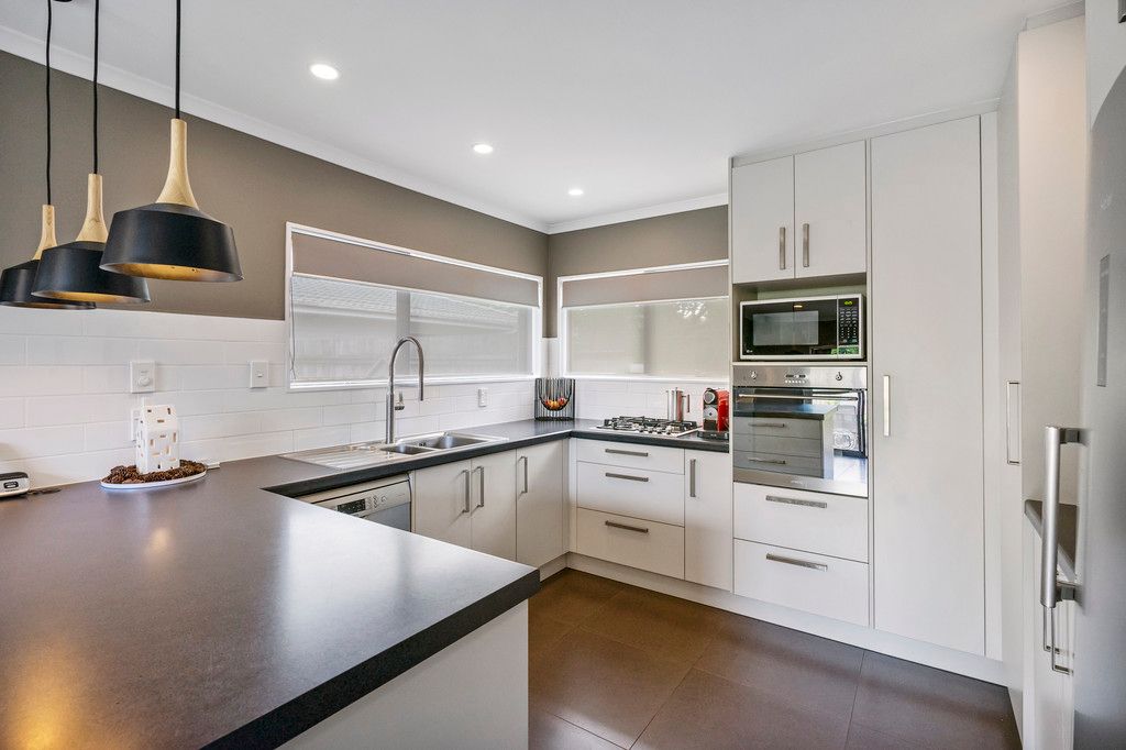 3 Aztec Place, Conifer Grove, Manukau City