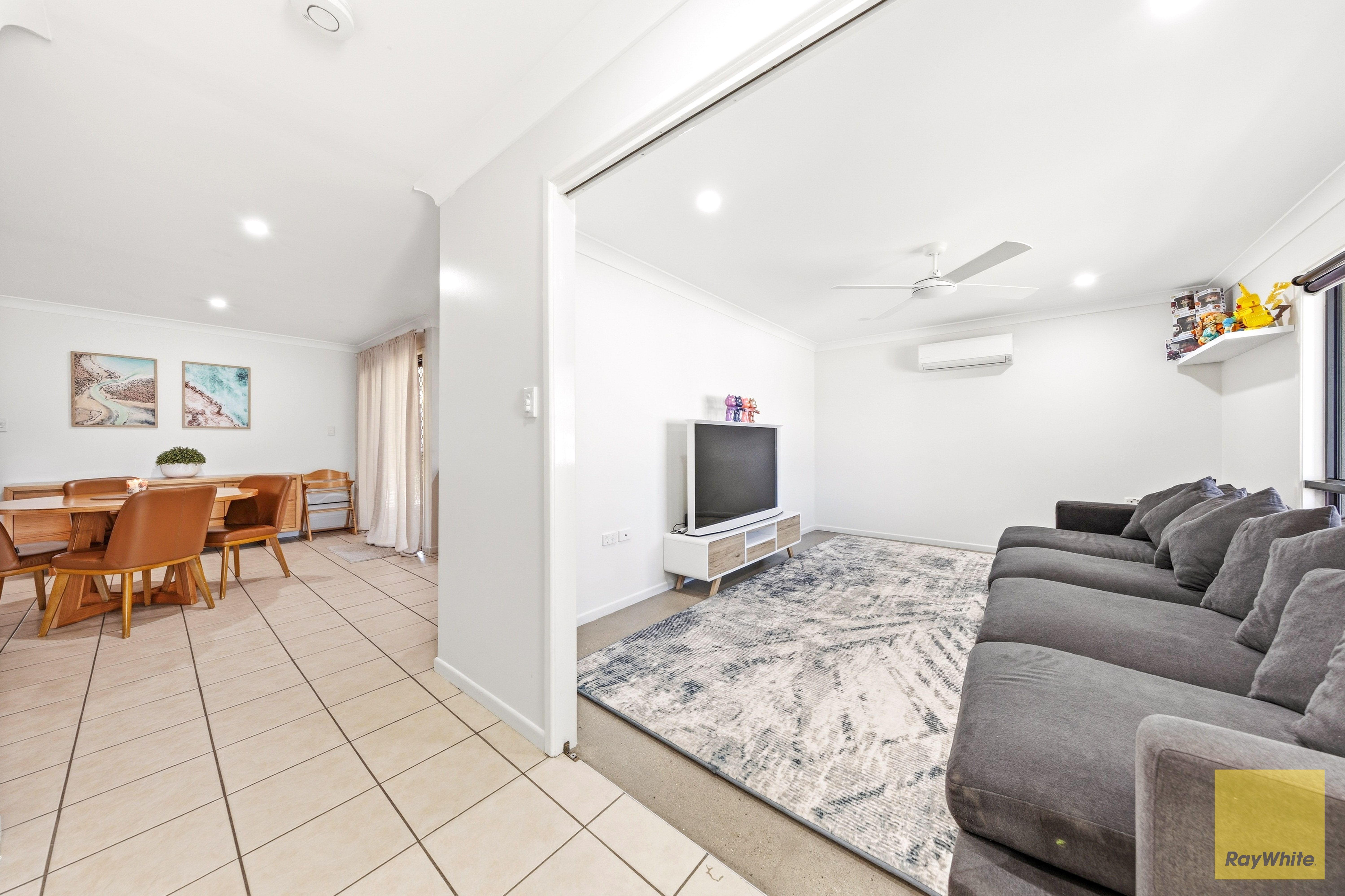 21 Crinum Crescent — photo 3 of 30