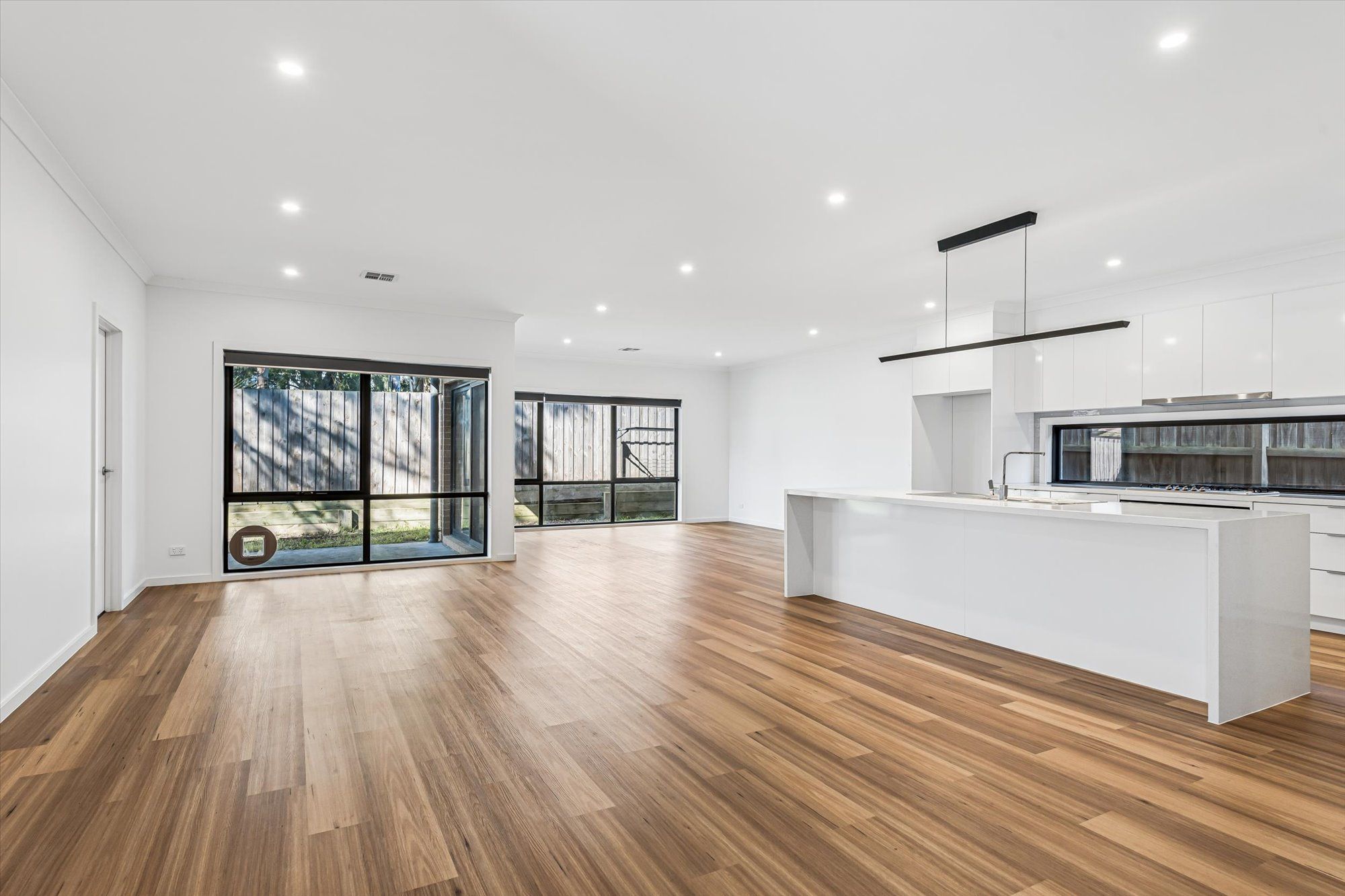 2/3 Nerissa Street, Ferntree Gully, VIC 3156