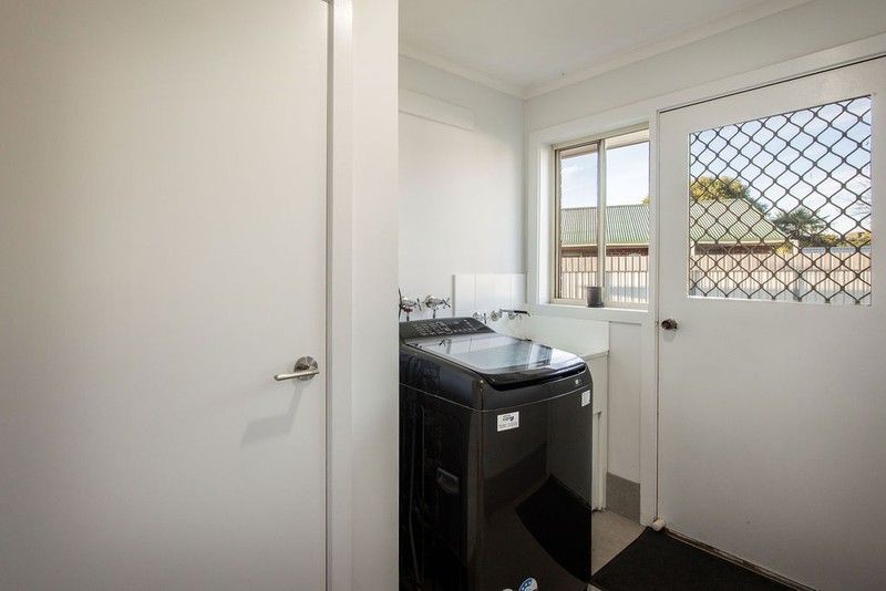19 Sonia Court — photo 12 of 15