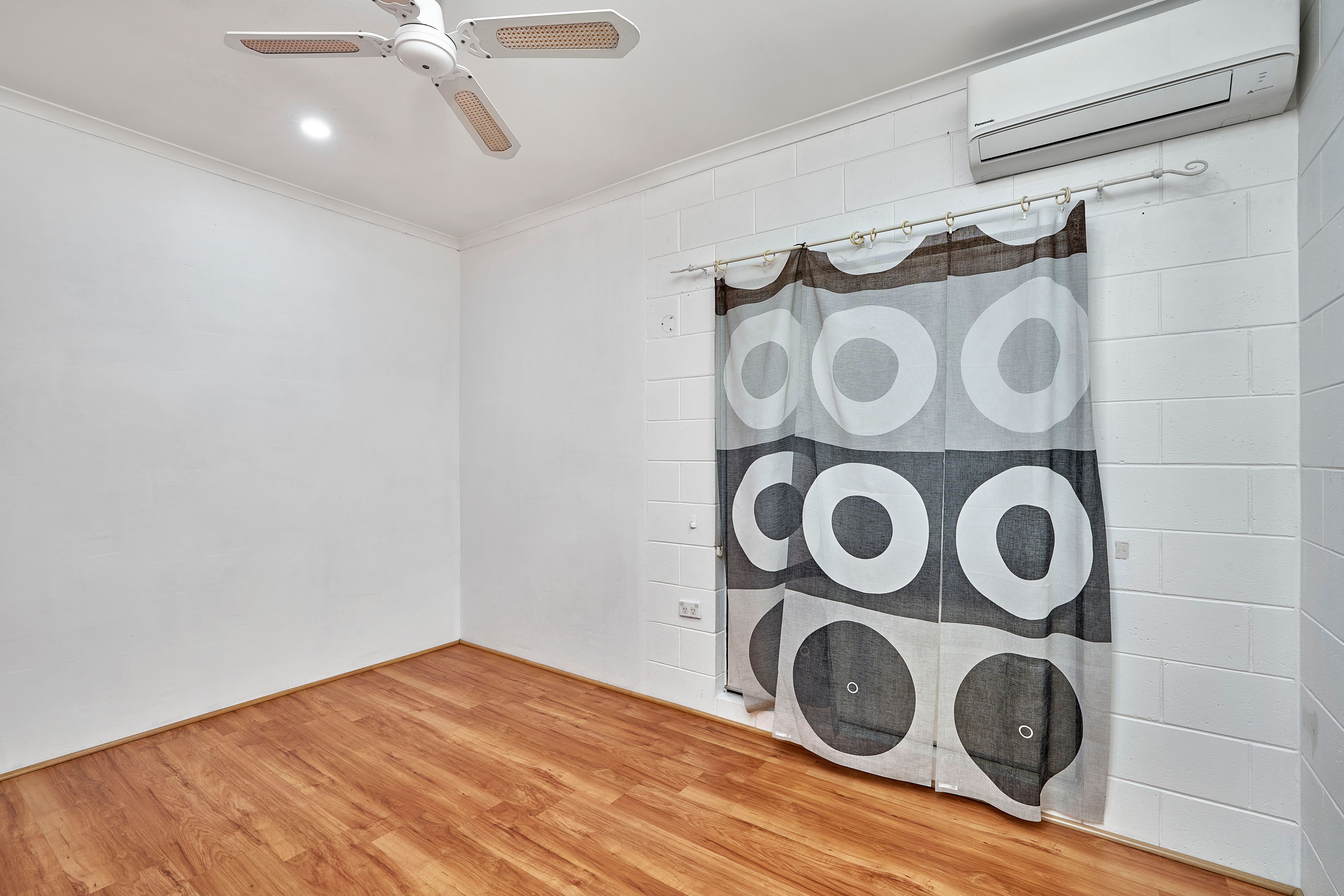 19 Huon Street — photo 11 of 15
