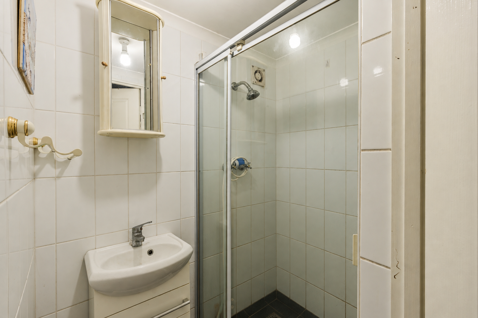 10 Aldington Street — photo 4 of 17
