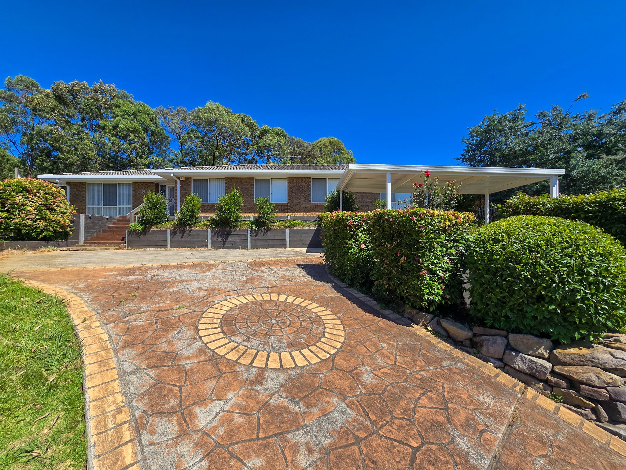 14 Balthasar Close, Rosemeadow, NSW 2560