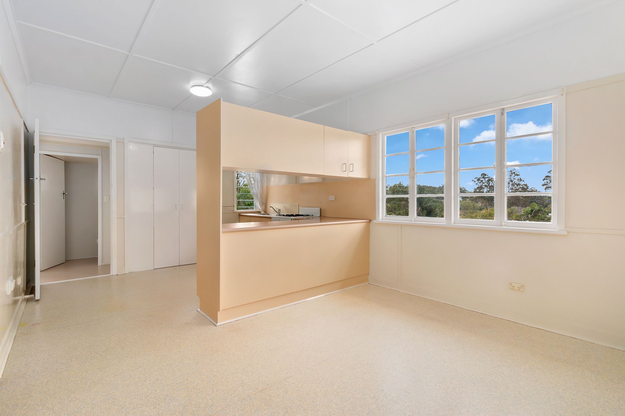 24 Midgley Street — photo 4 of 9