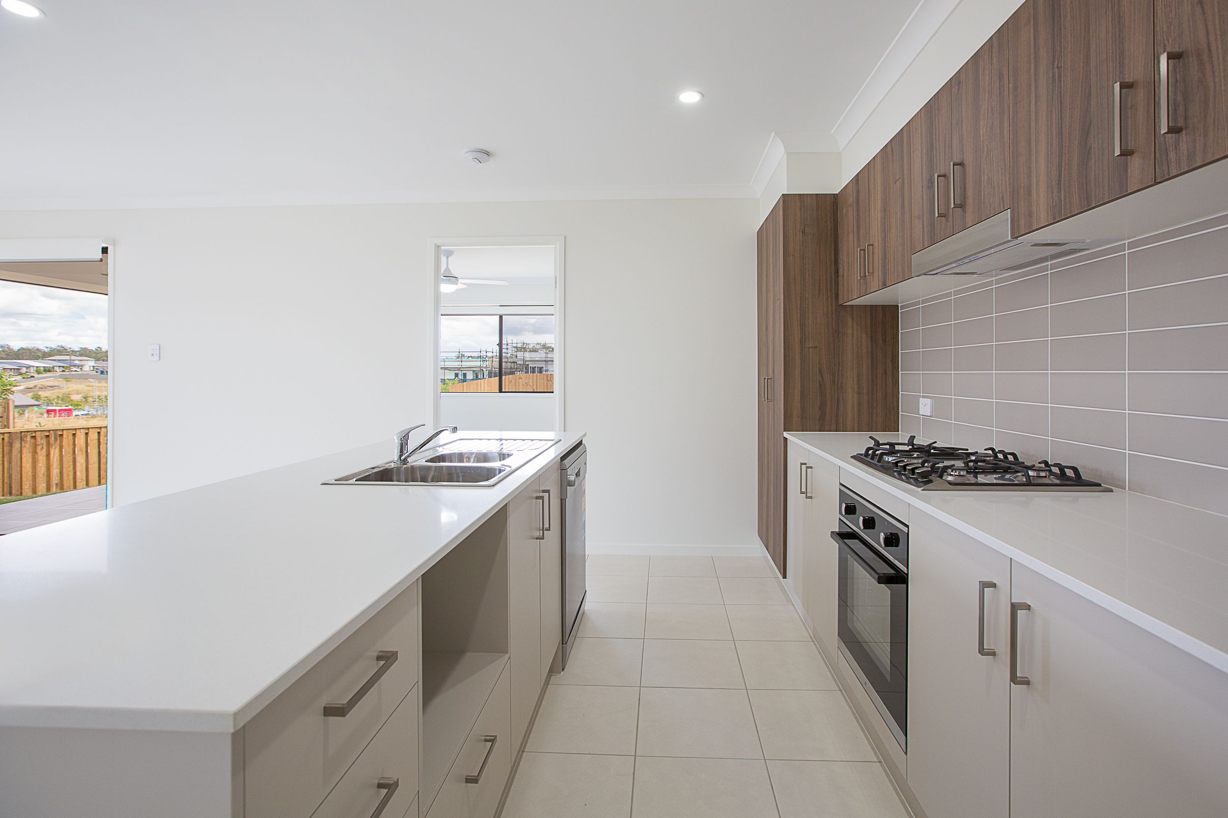 2/23 Reg Grundy Road, Ripley, QLD 4306