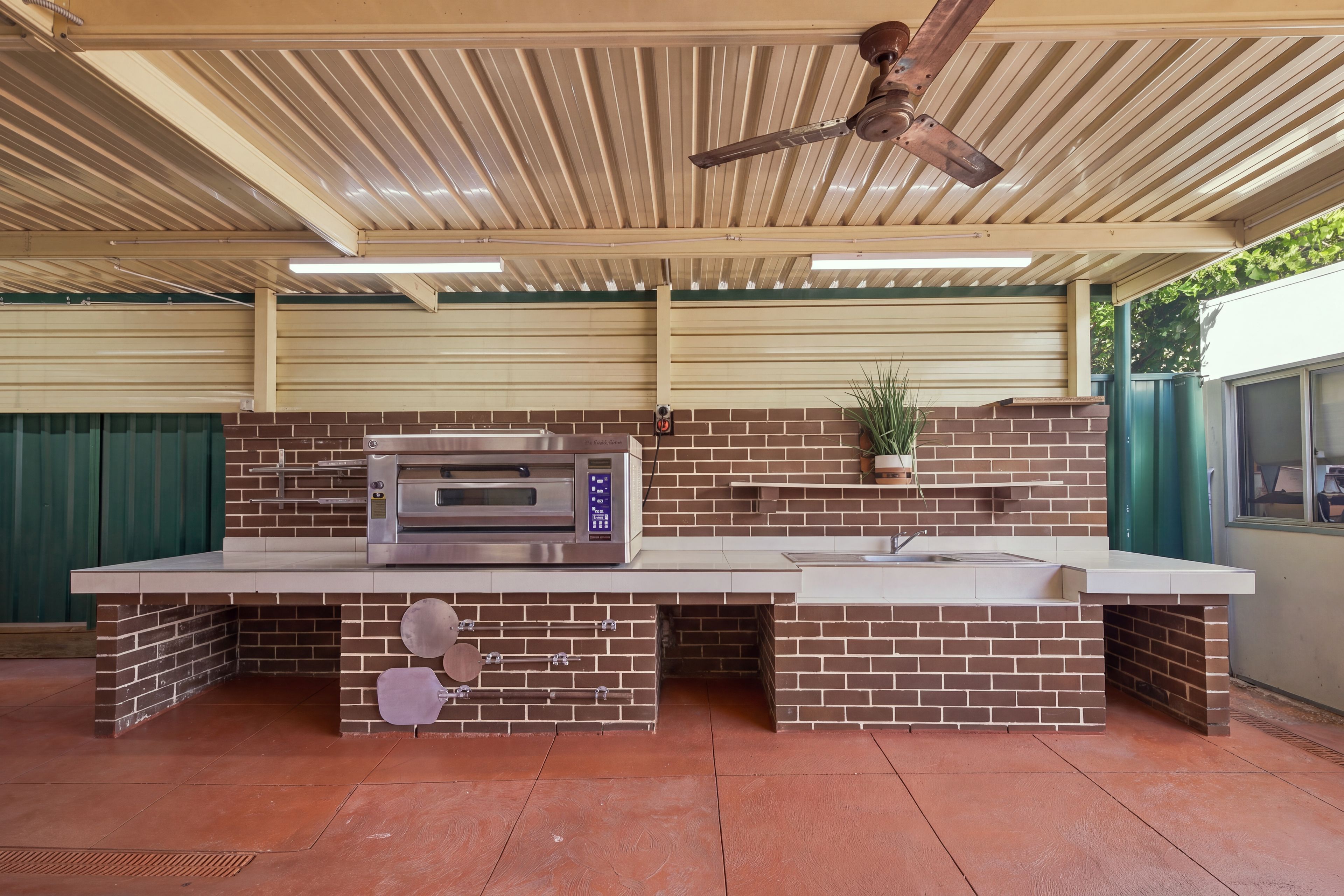 22 Bethel Close — photo 16 of 21