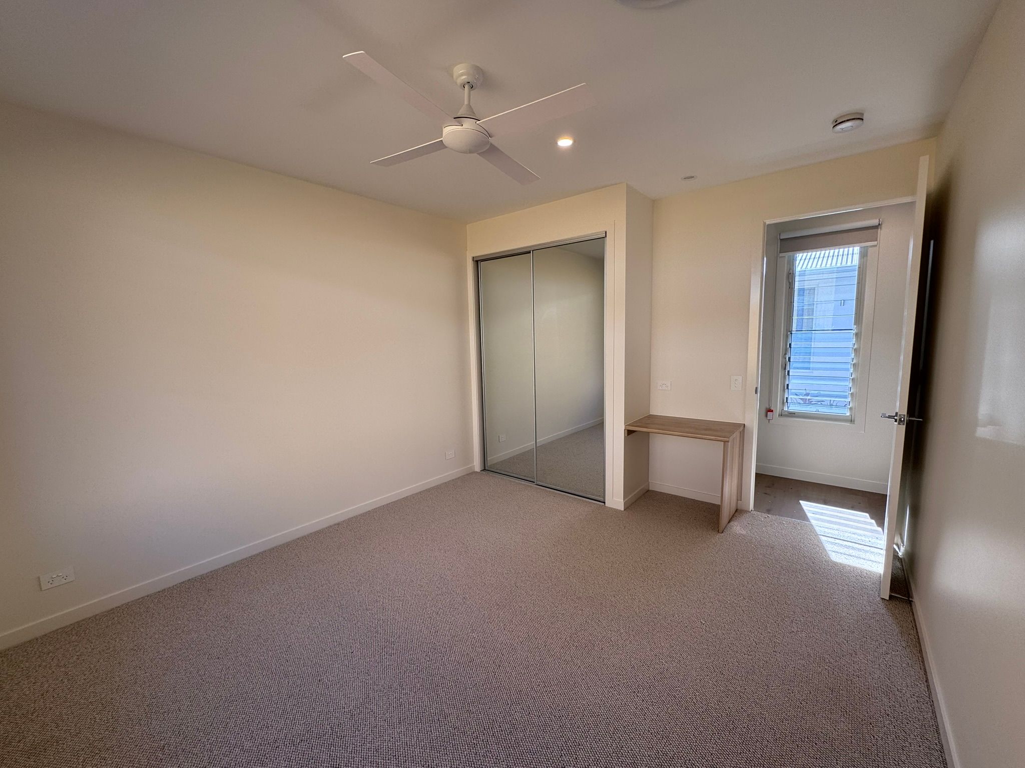 23 Beckmans Road — photo 10 of 12