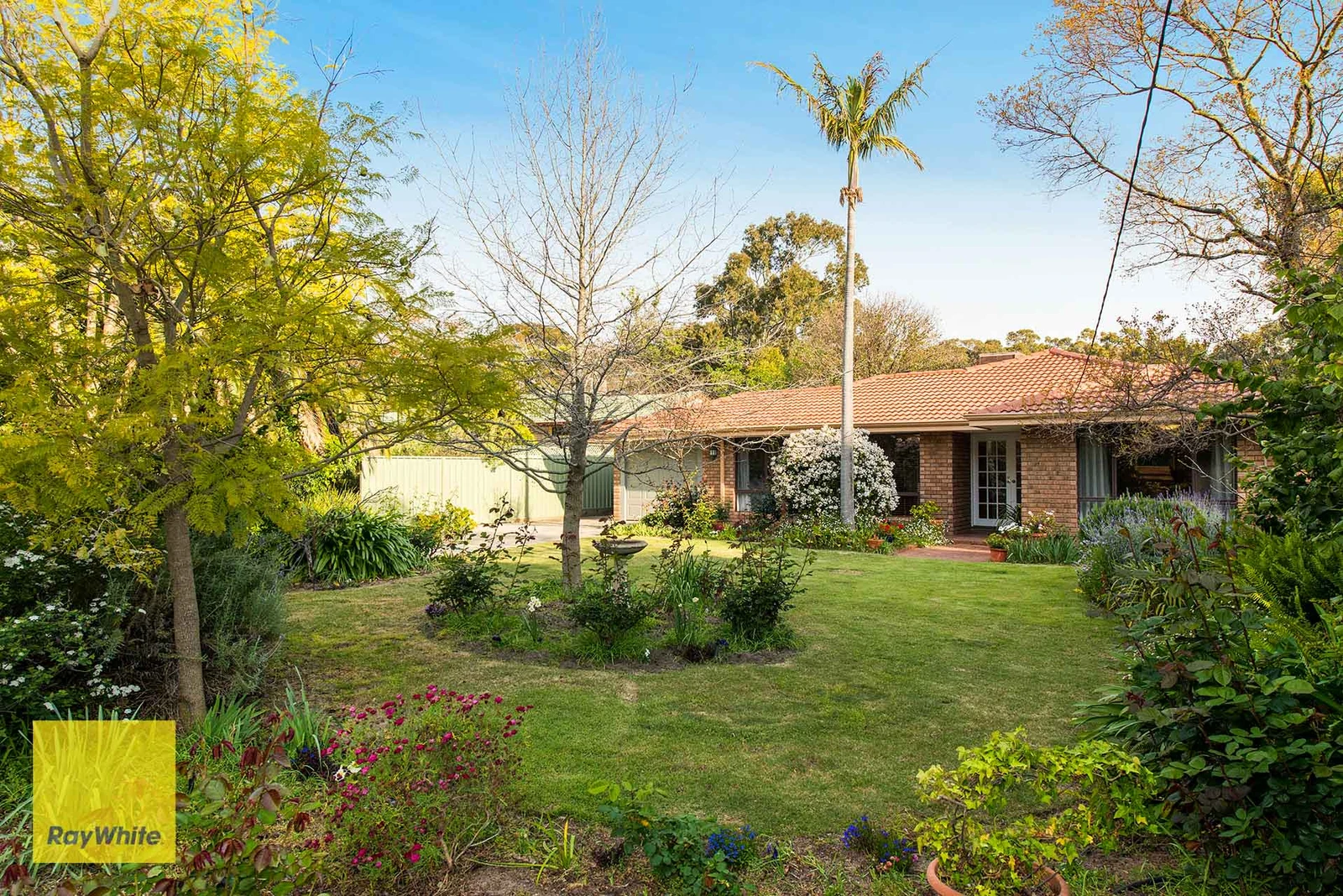 11 Traylen Road, Kalamunda, WA 6076