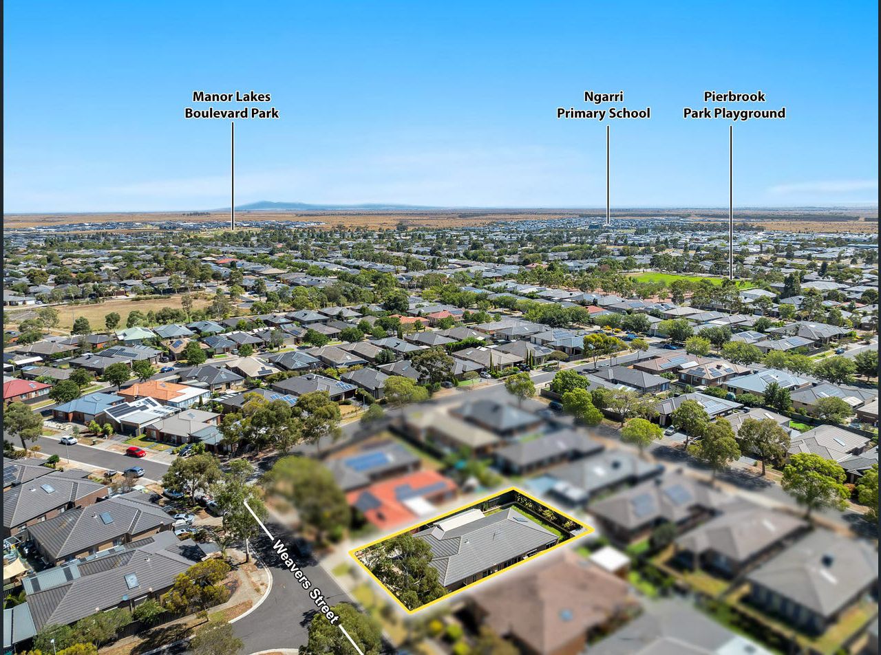 19 Weavers Street — photo 12 of 13