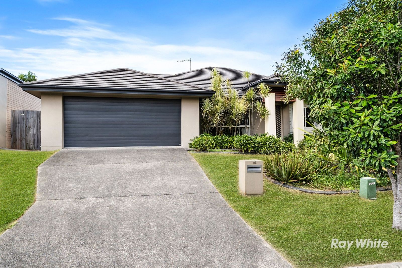 86 Francisca Drive, Augustine Heights, QLD 4300