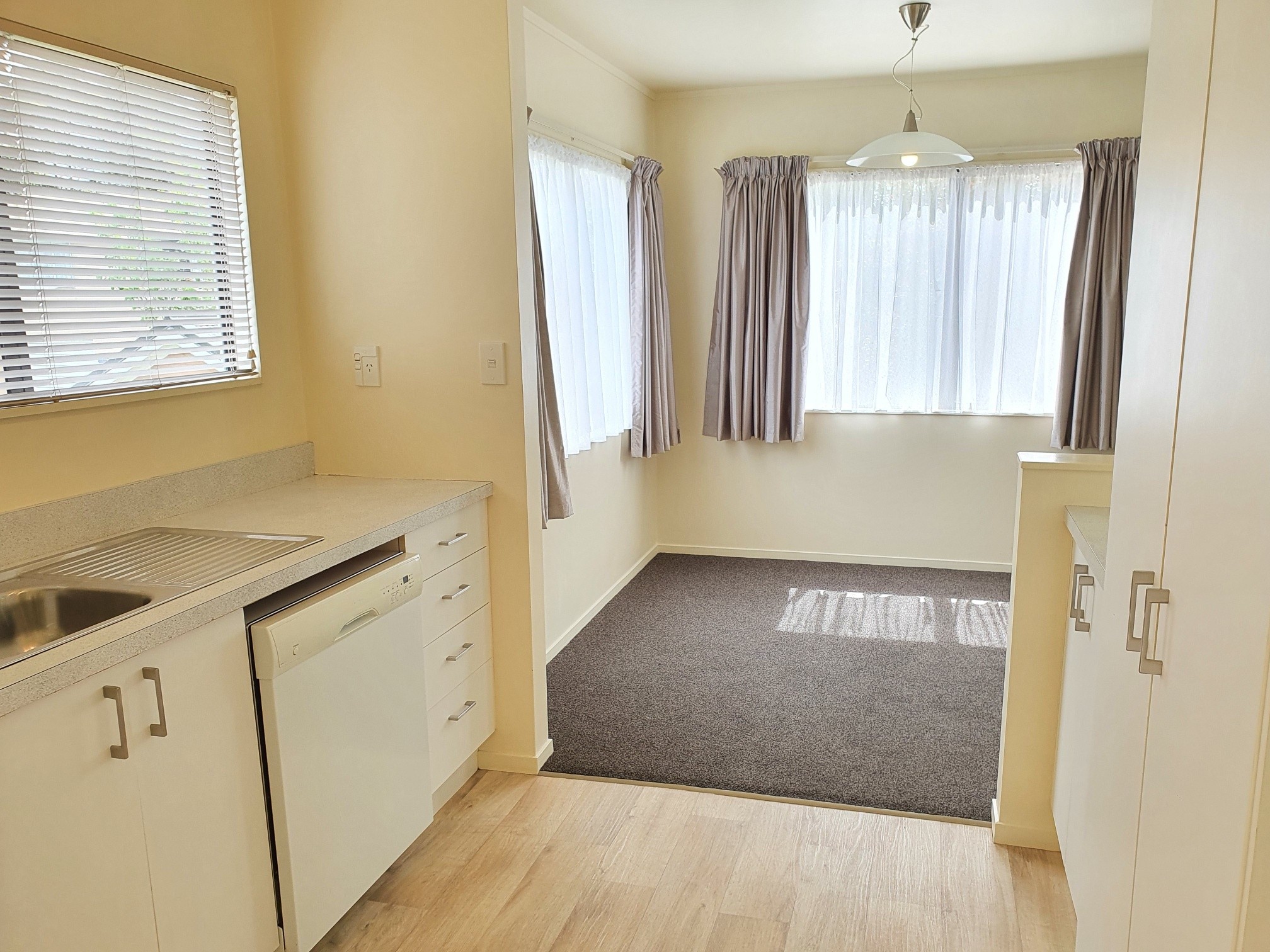 24/24 Eastglen Road, Glen Eden, Waitakere City