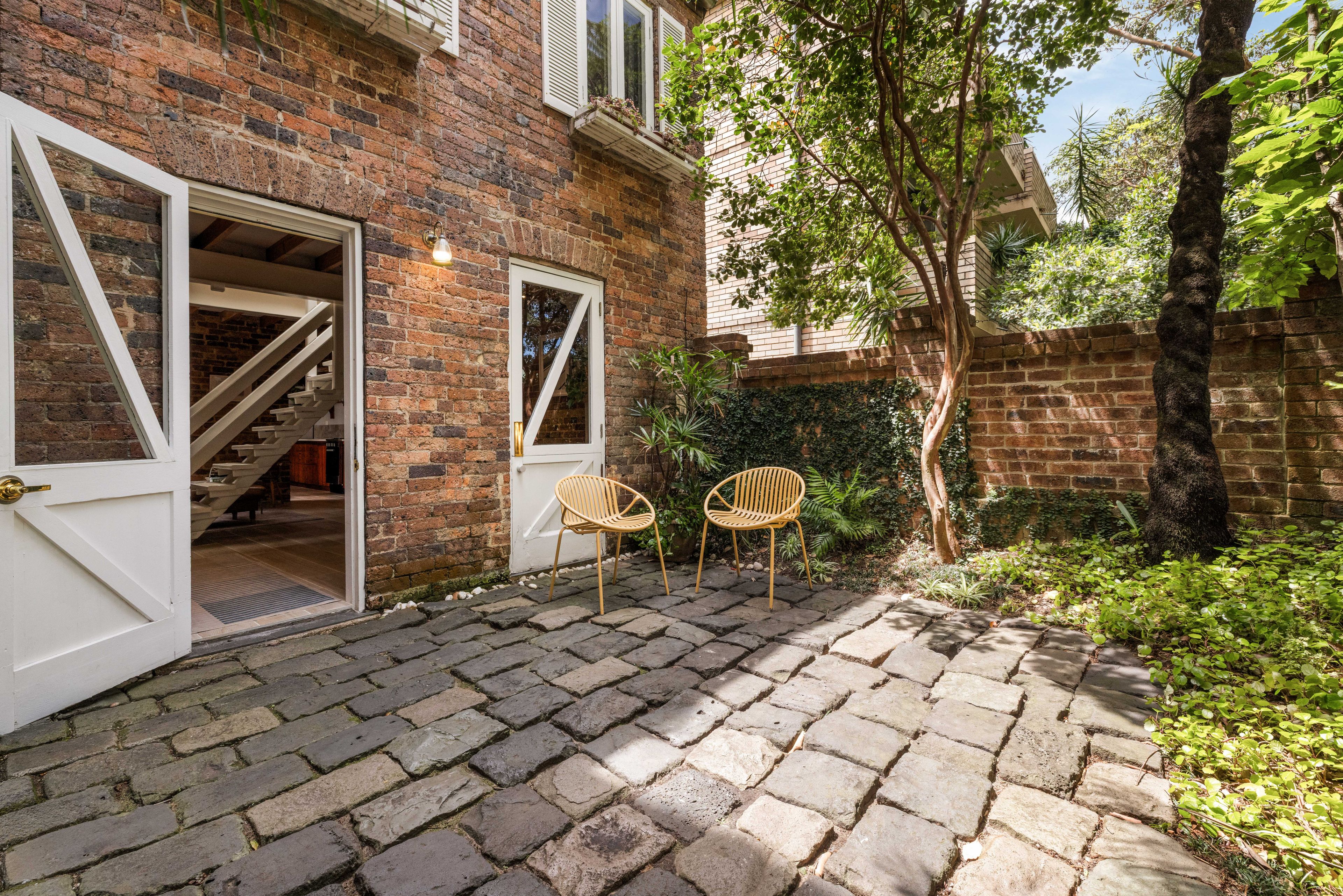 58 Arthur Street — photo 14 of 16