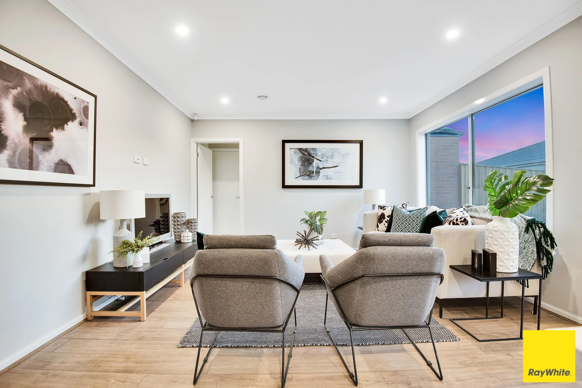9 harlem Circuit, Point Cook, VIC 3030