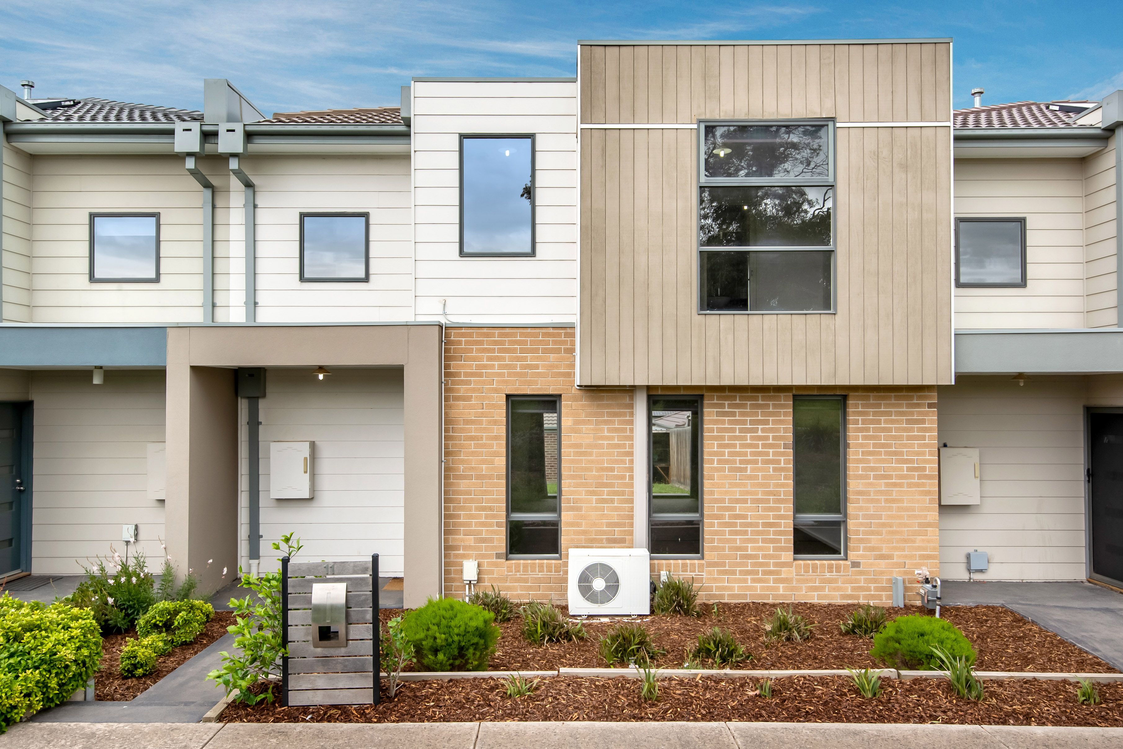 11 Eastern View, Doreen, VIC 3754