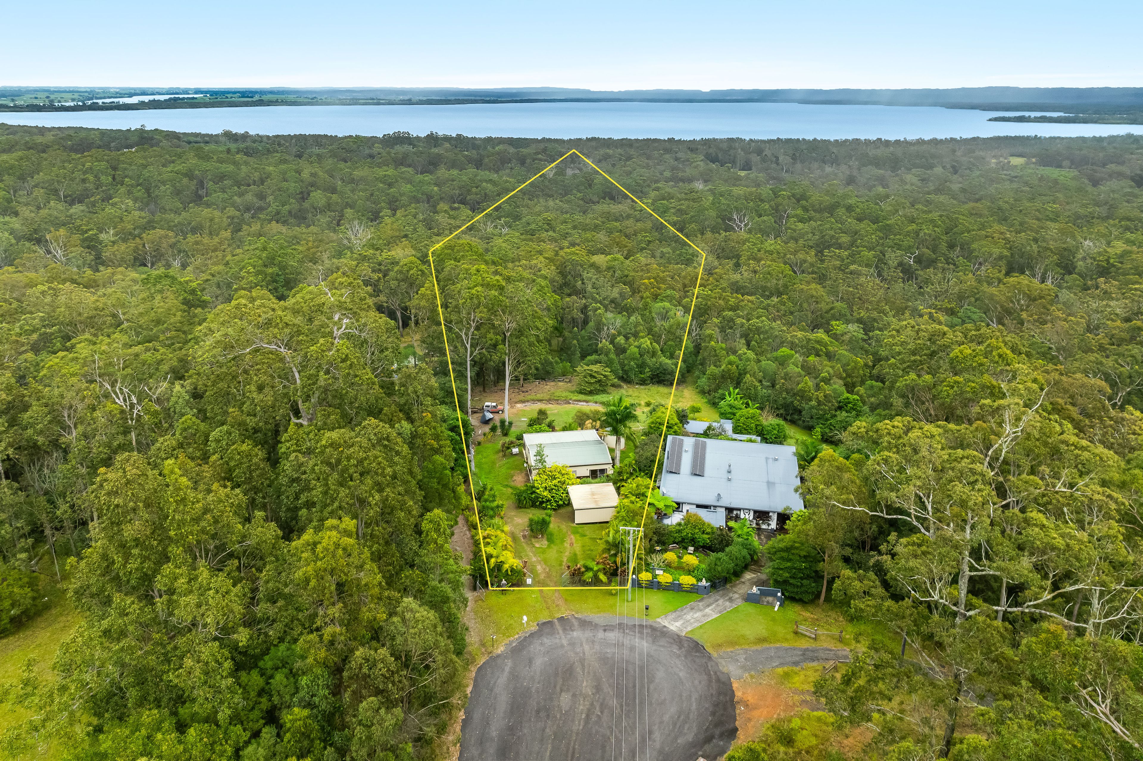 21 Lake View Court, Ashby Heights, NSW 2463
