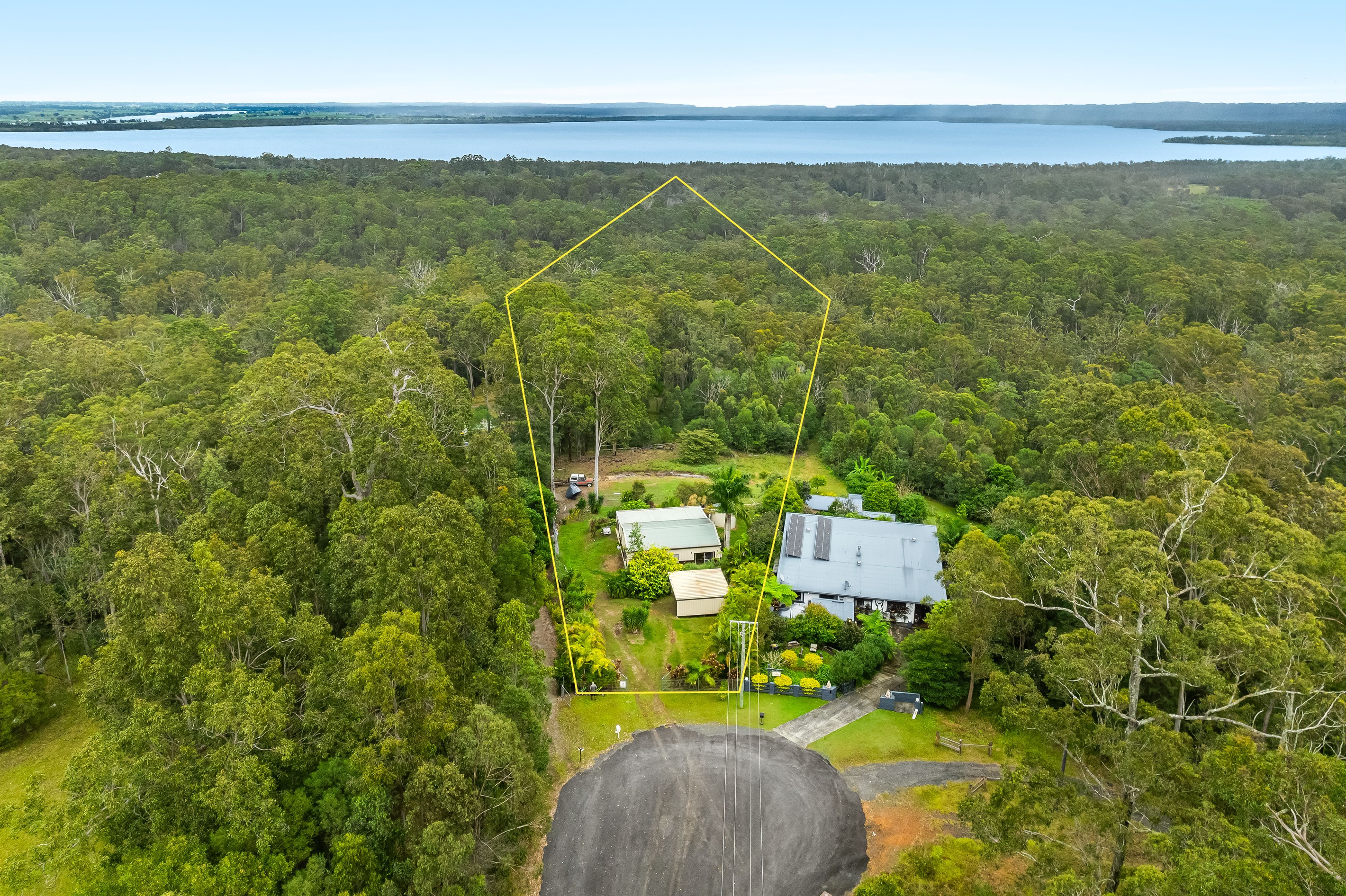 21 Lake View Court, Ashby Heights, NSW 2463