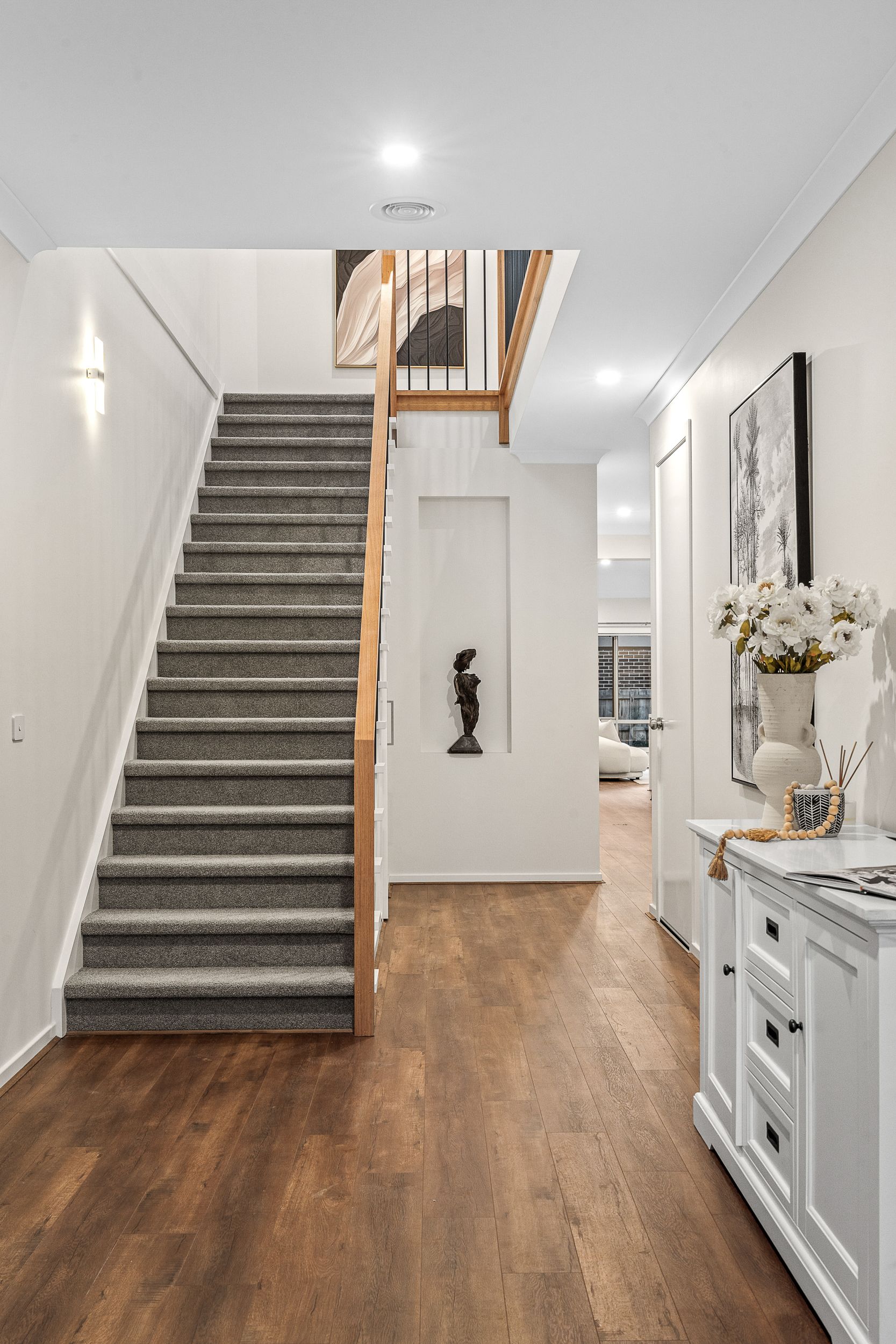 32 Gillard Street — photo 11 of 25