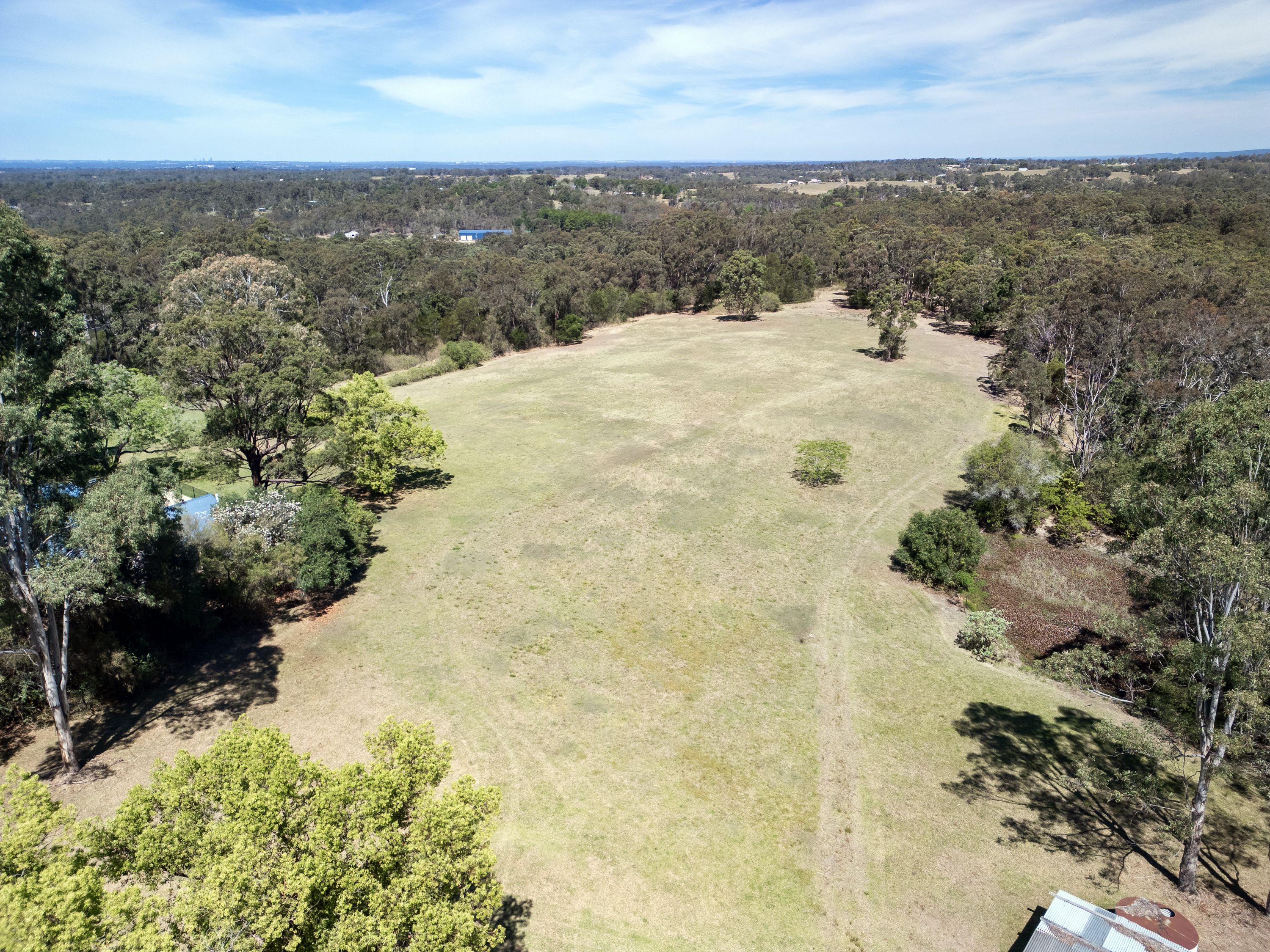 422 East Kurrajong Road — photo 7 of 10