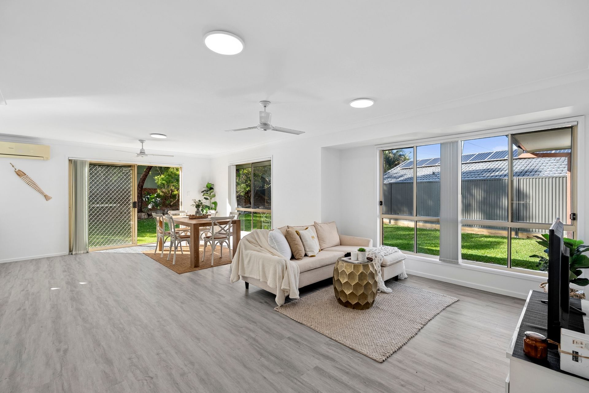 30 Queen Charlotte Court, Mudgeeraba, QLD 4213