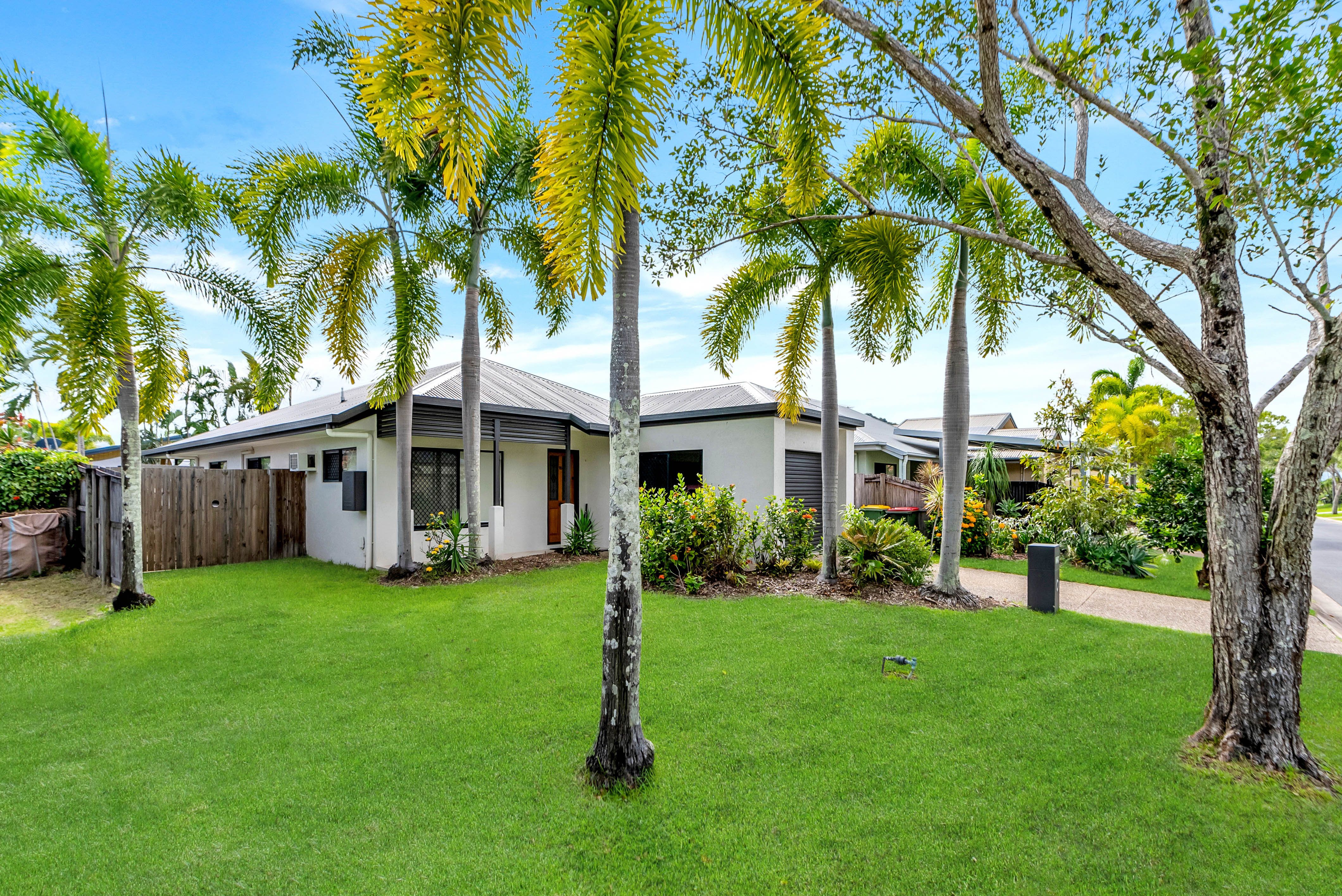16 Kirra Close, Kewarra Beach QLD 4879