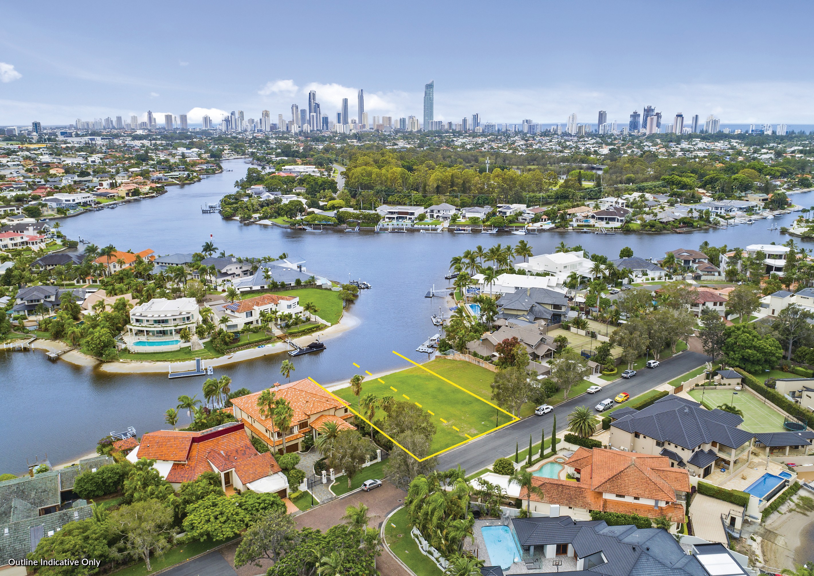 12-12a Freyburg Street, Sorrento, QLD 4217