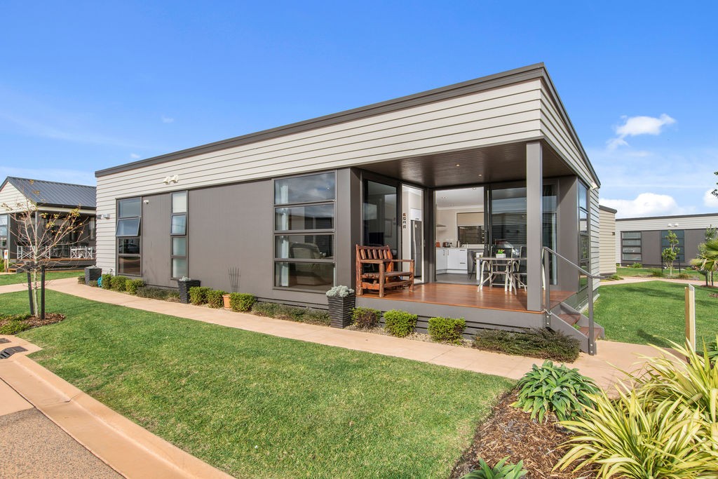 602/61 Golden Sands Drive, Papamoa, Tauranga City