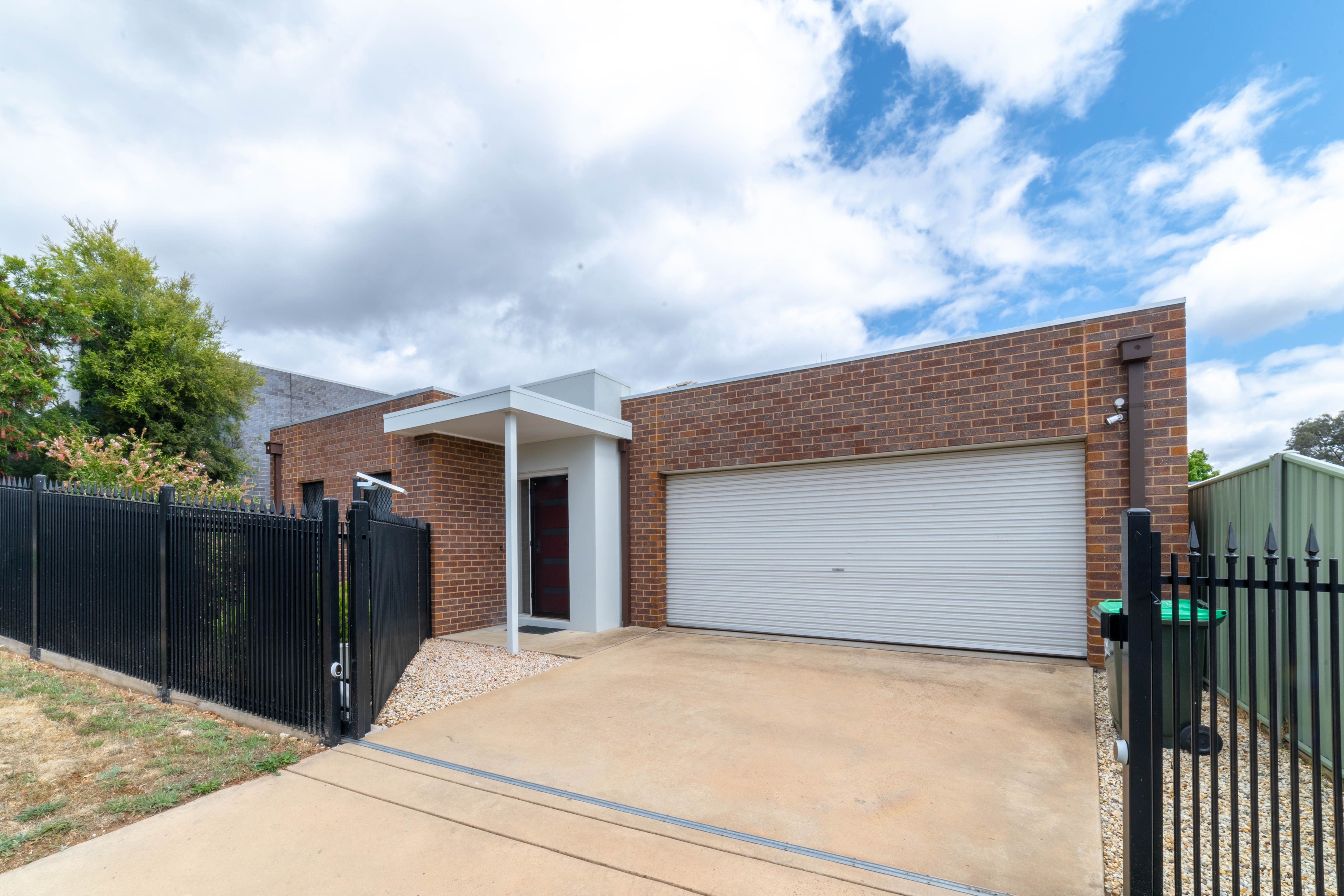 294 Rowan Street, Golden Square, VIC 3555