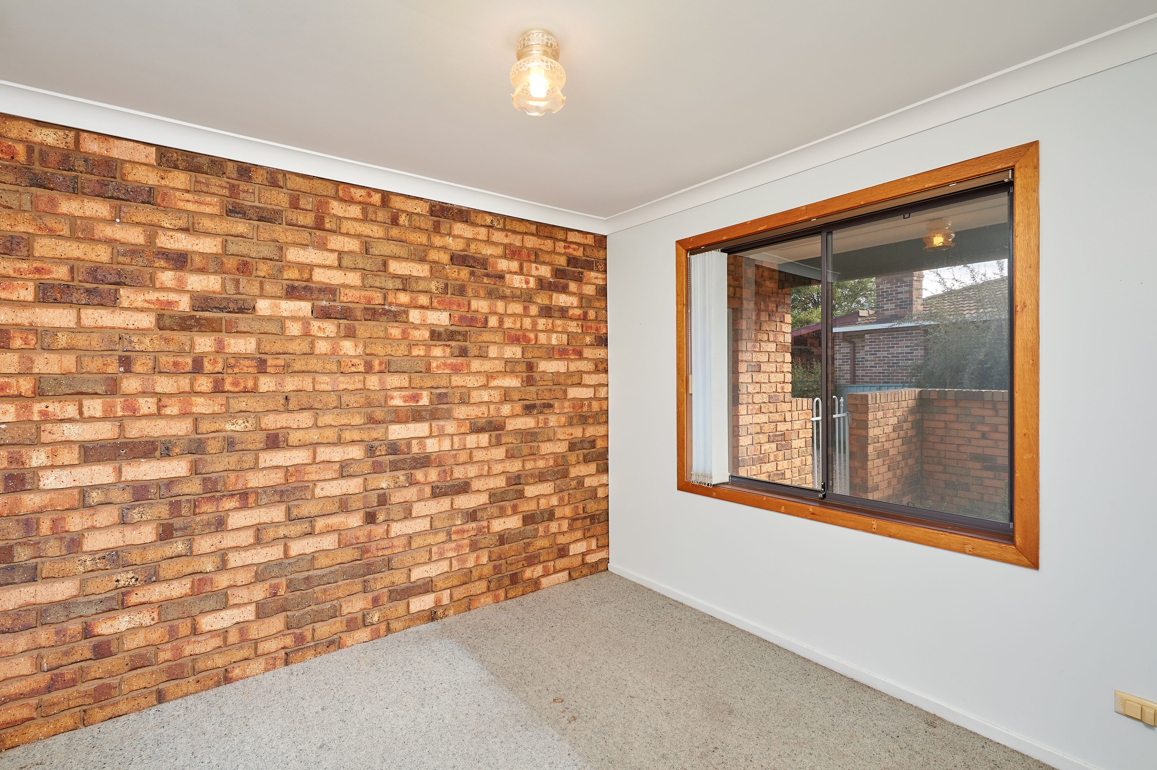 21 Myall Crescent, Lake Albert, NSW 2650
