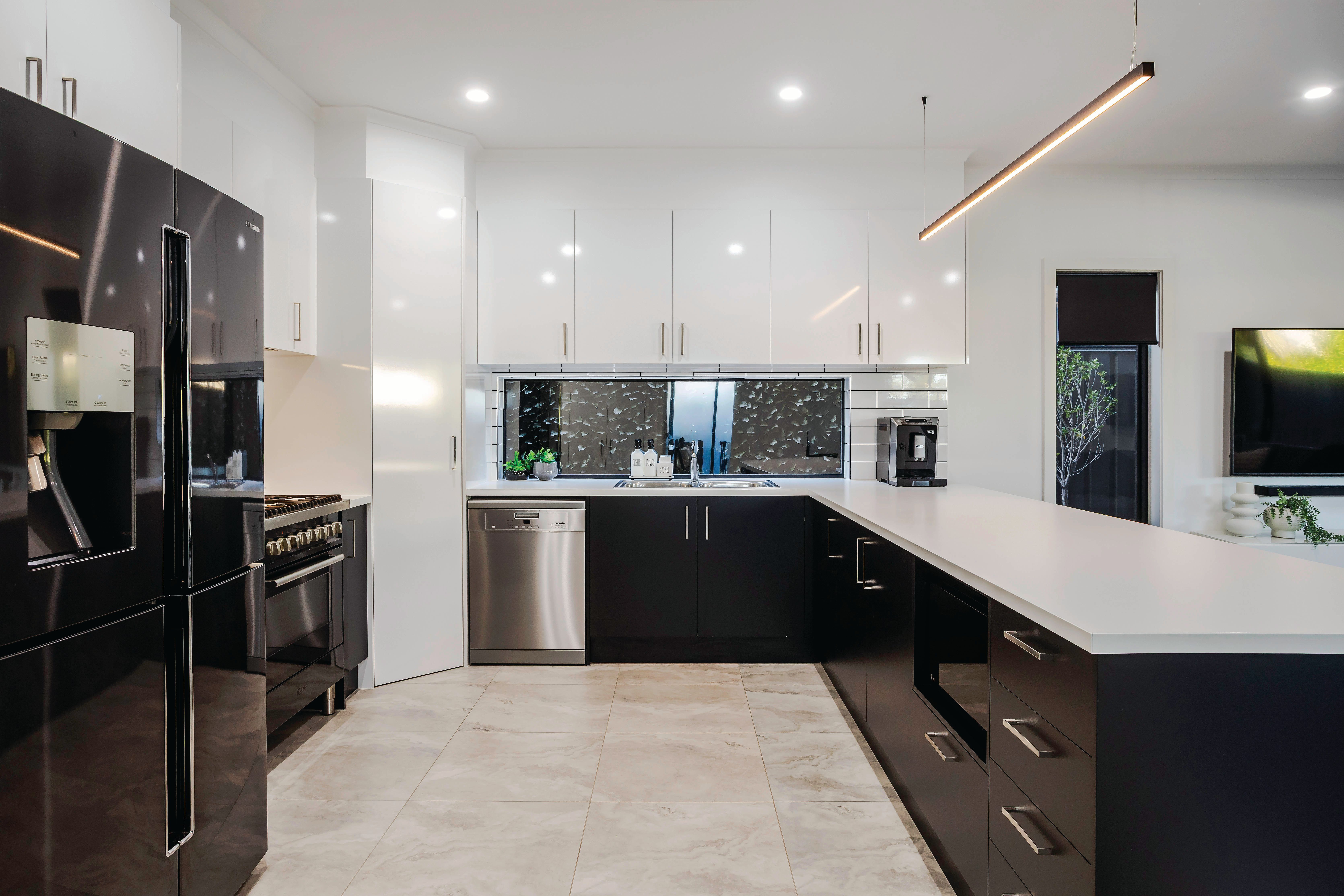 43 Nicholls Terrace — photo 14 of 30