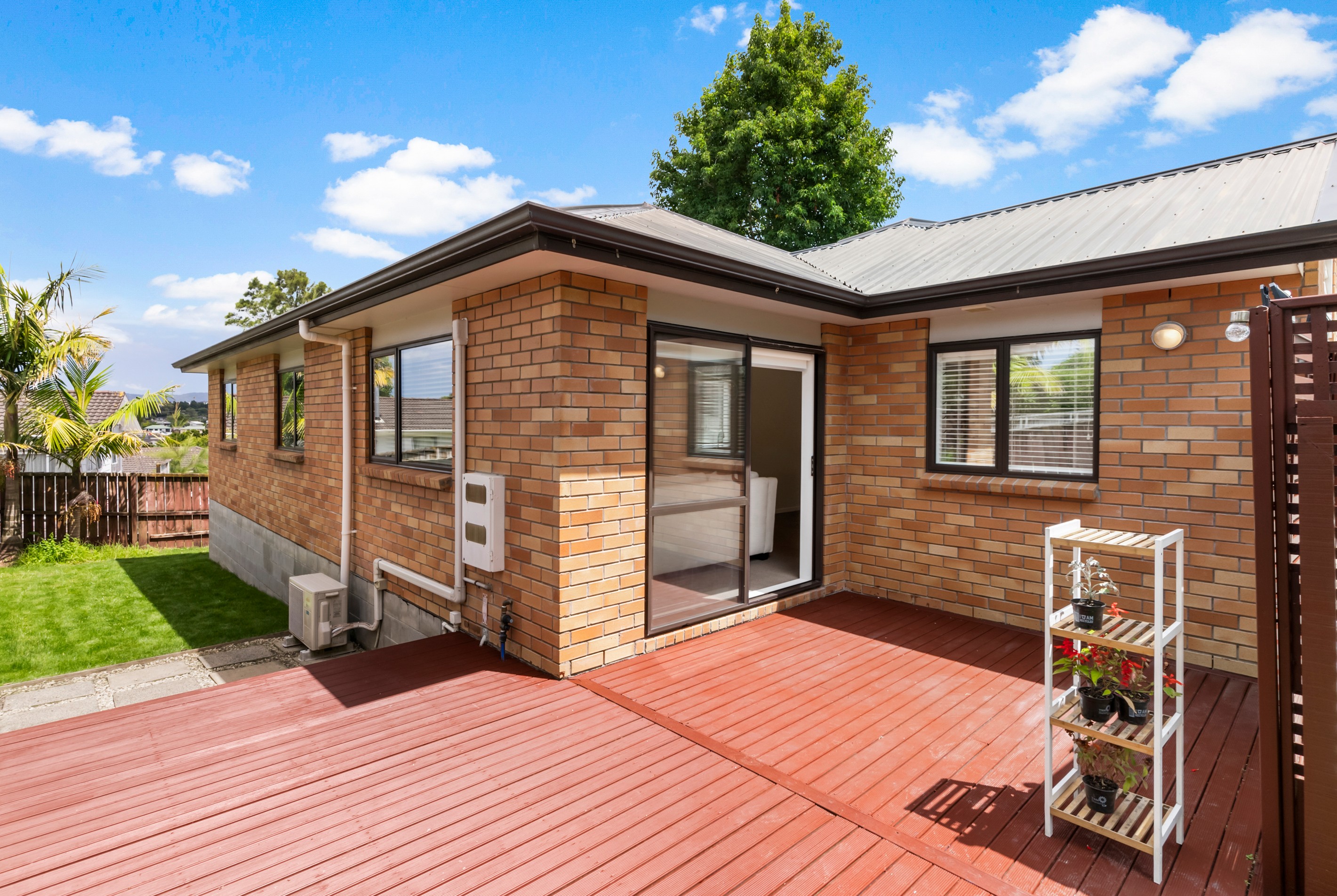 63a Royal Road, Massey, Waitakere City