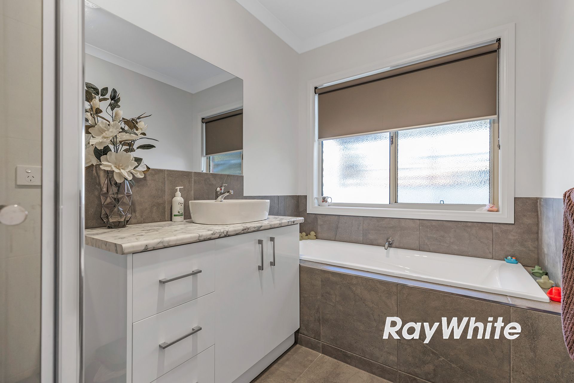 49 Baynes Street — photo 19 of 29