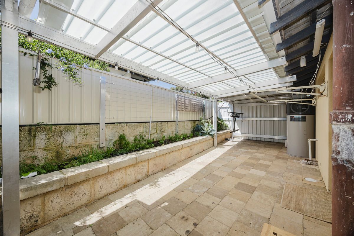 11 Mitchell Place — photo 22 of 27