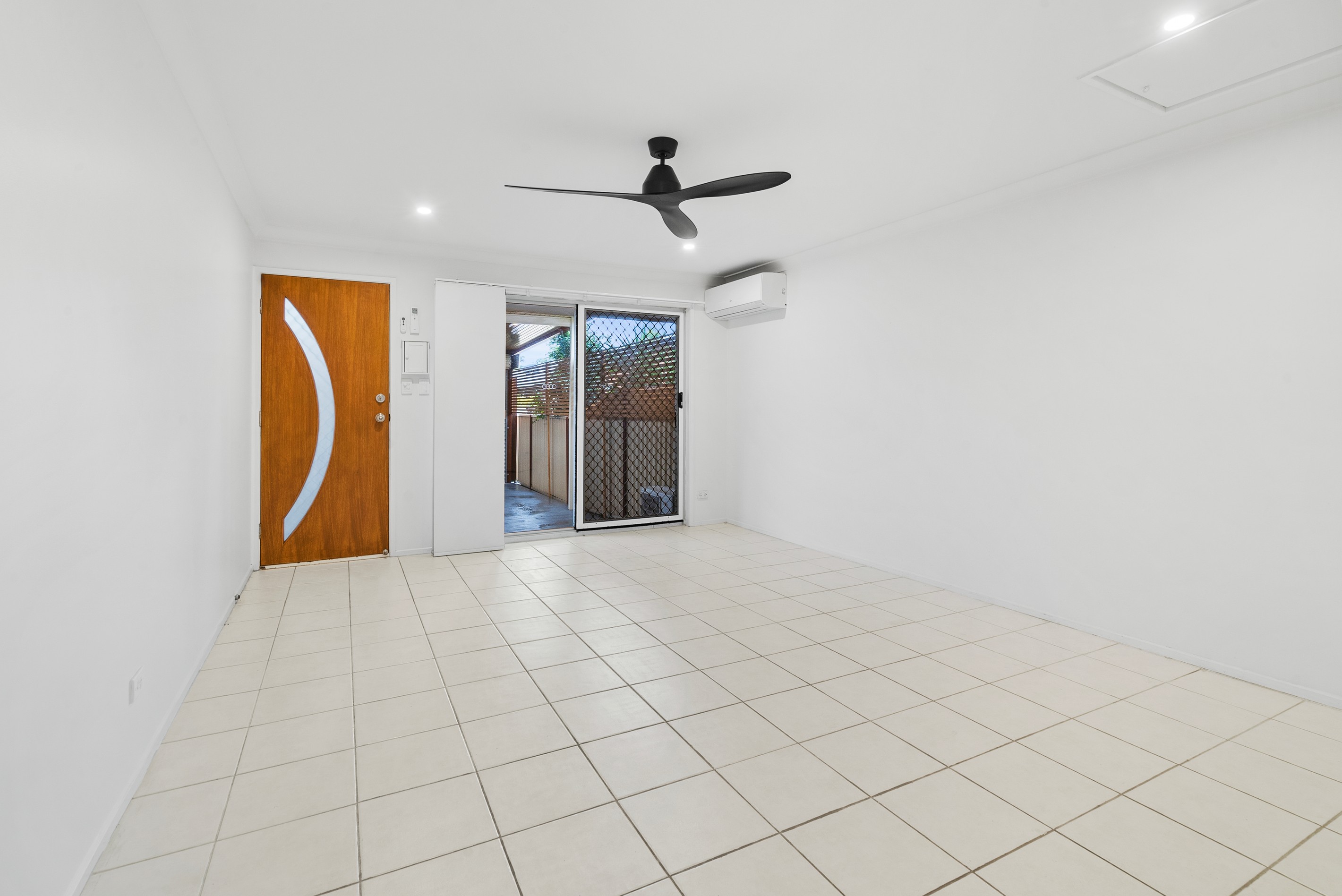 3/129 Sunshine Boulevard, Mermaid Waters, QLD 4218