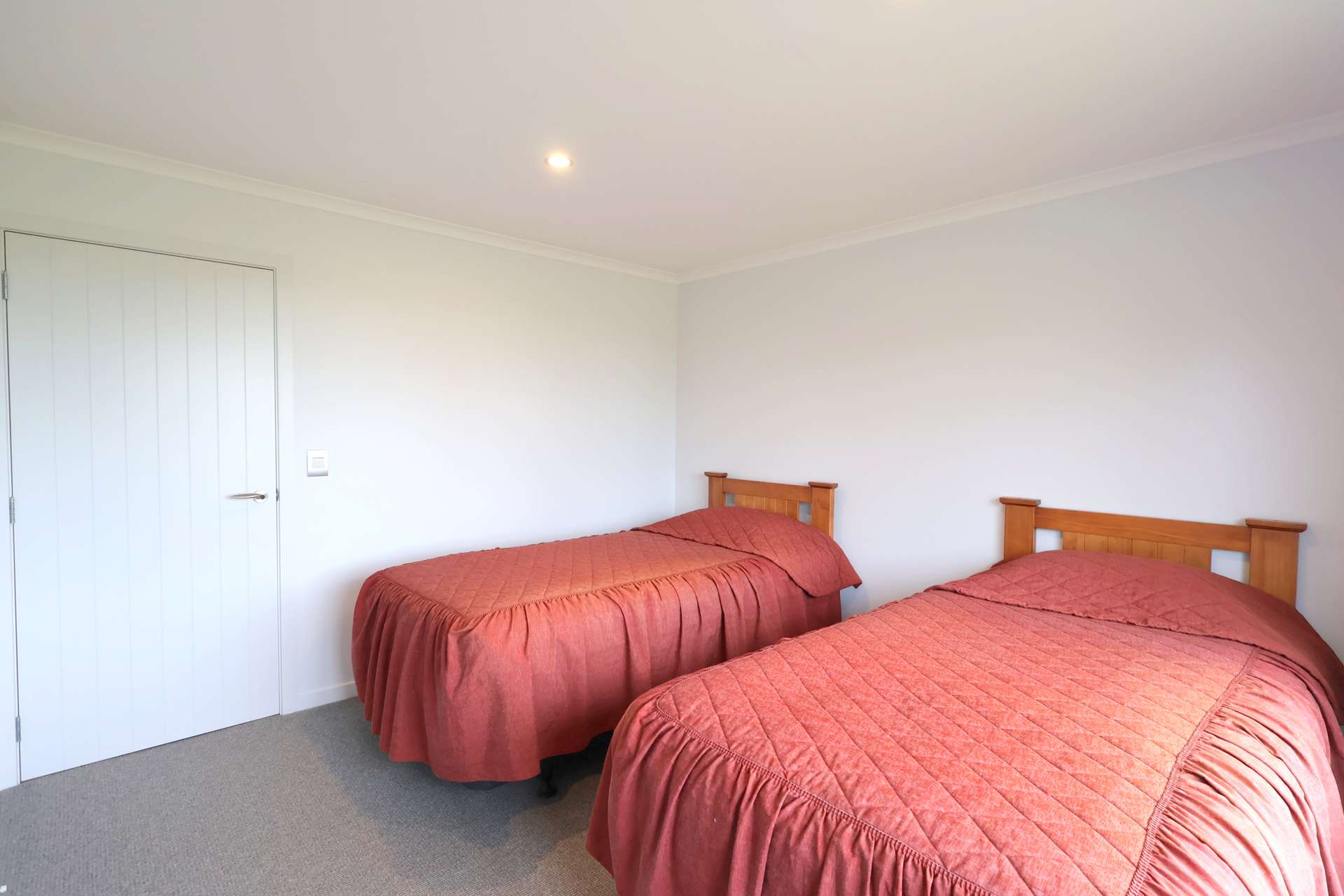 135 Millwood Glen photo 30