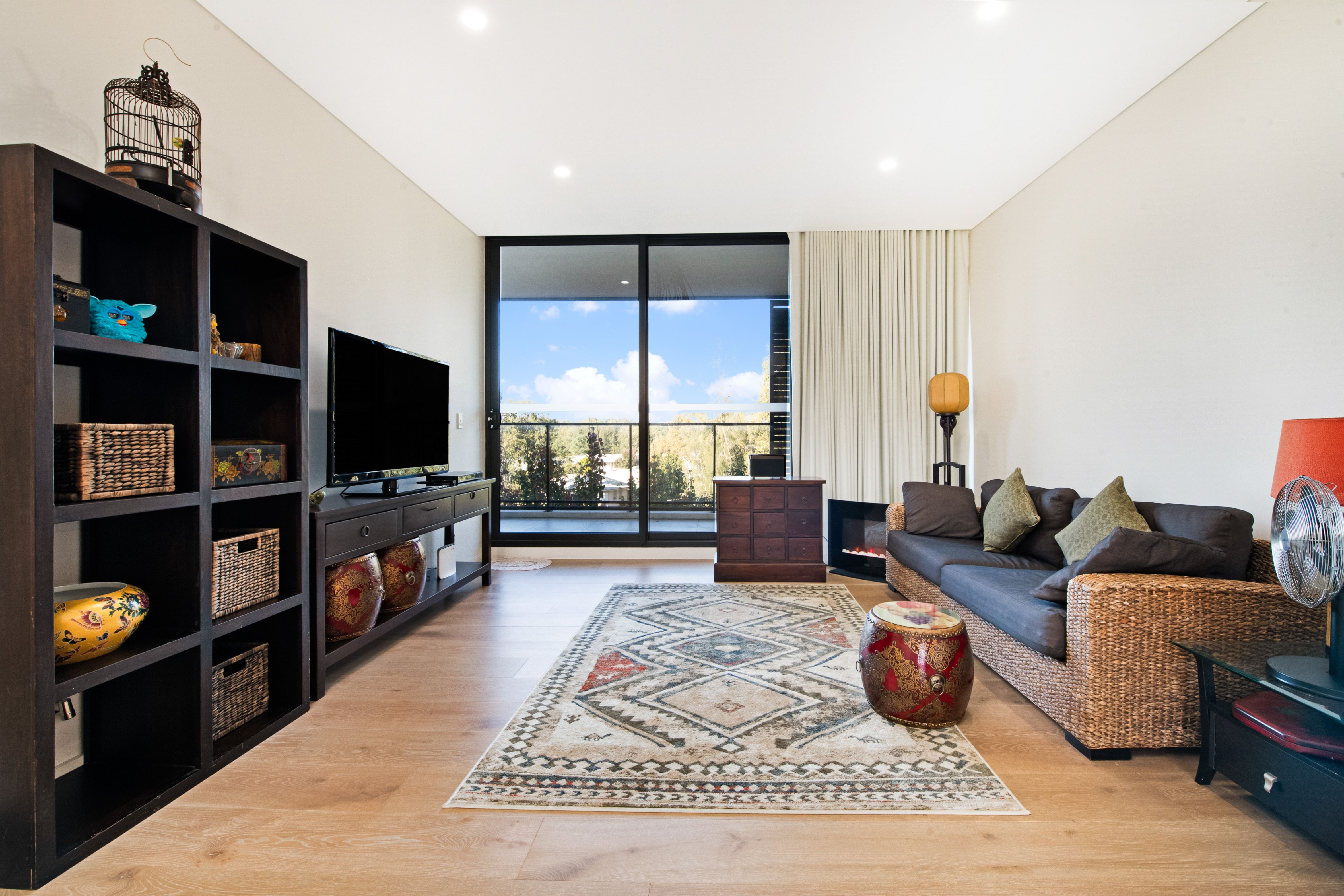 309/98 Caddies Boulevard, Rouse Hill, NSW 2155