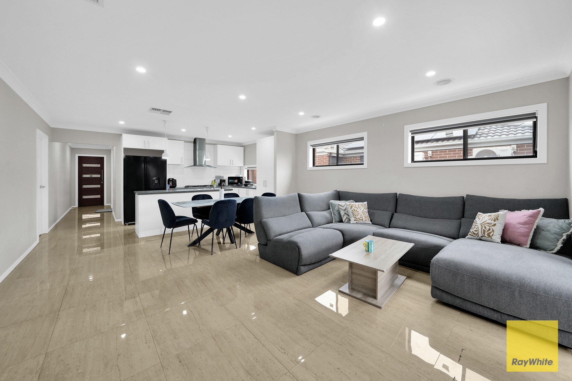 10 Jester Drive, COBBLEBANK, VIC 3338