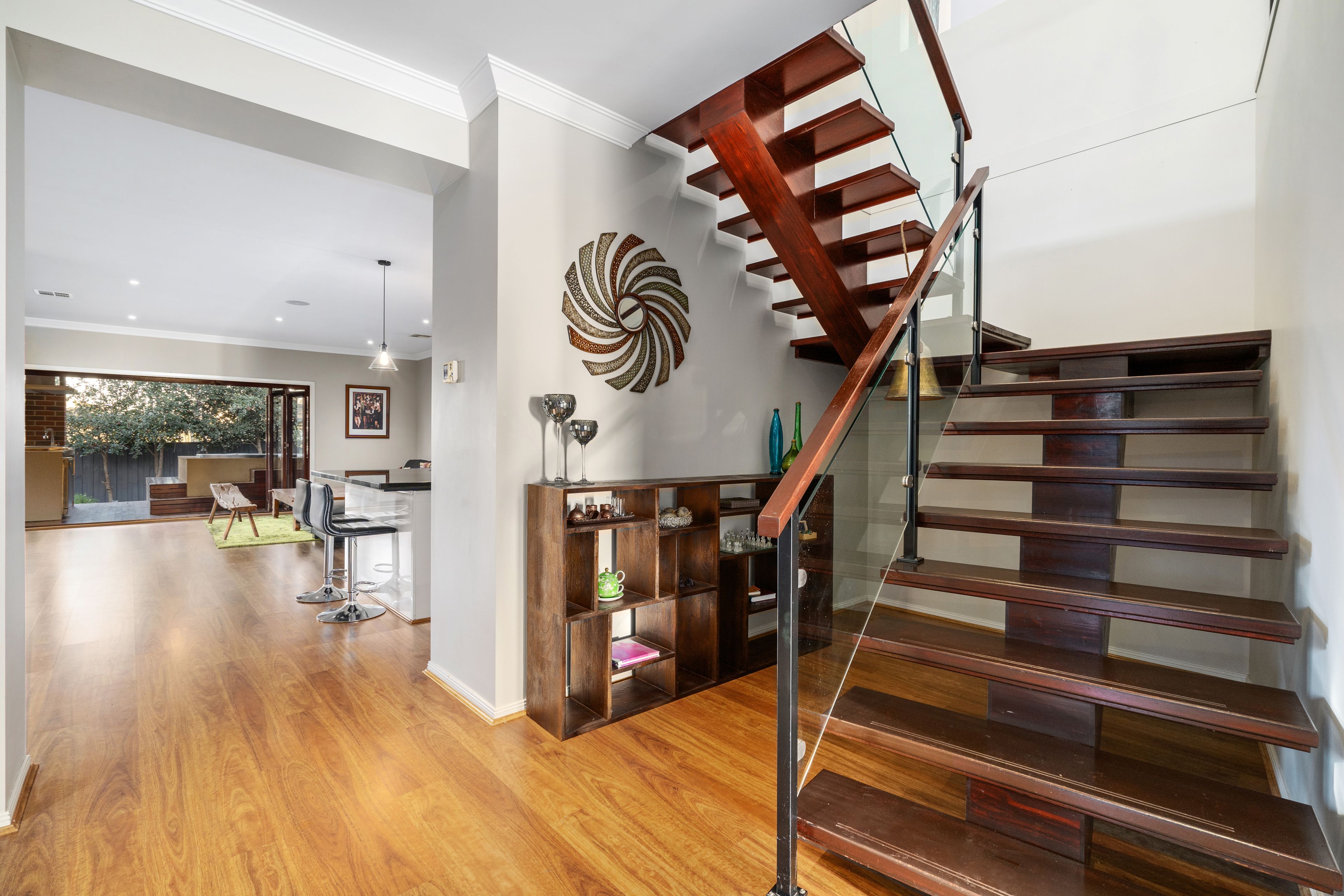 33 Fitzjohns Drive, Bundoora, VIC 3083