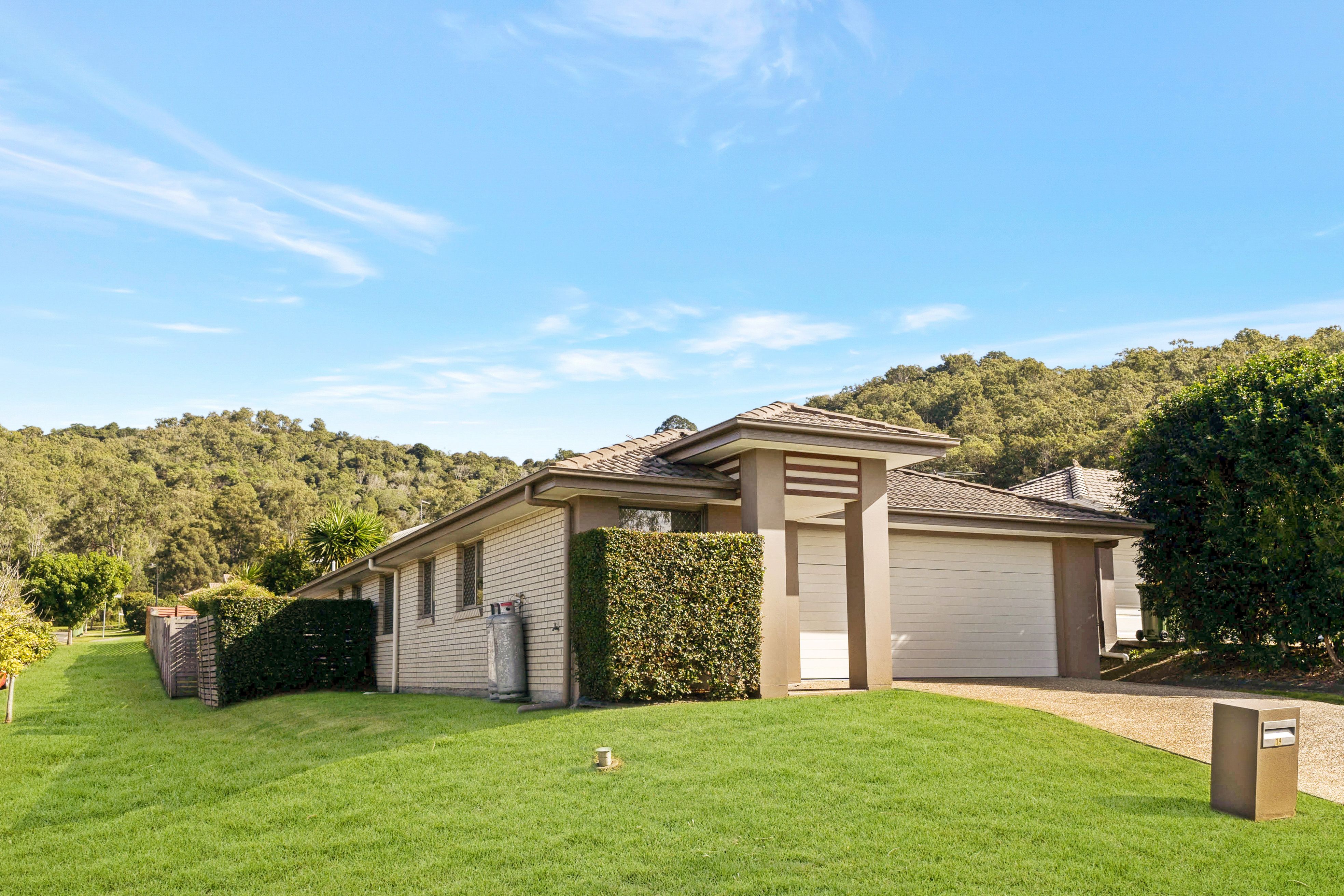 19 Parkview Street, Bahrs Scrub, QLD 4207