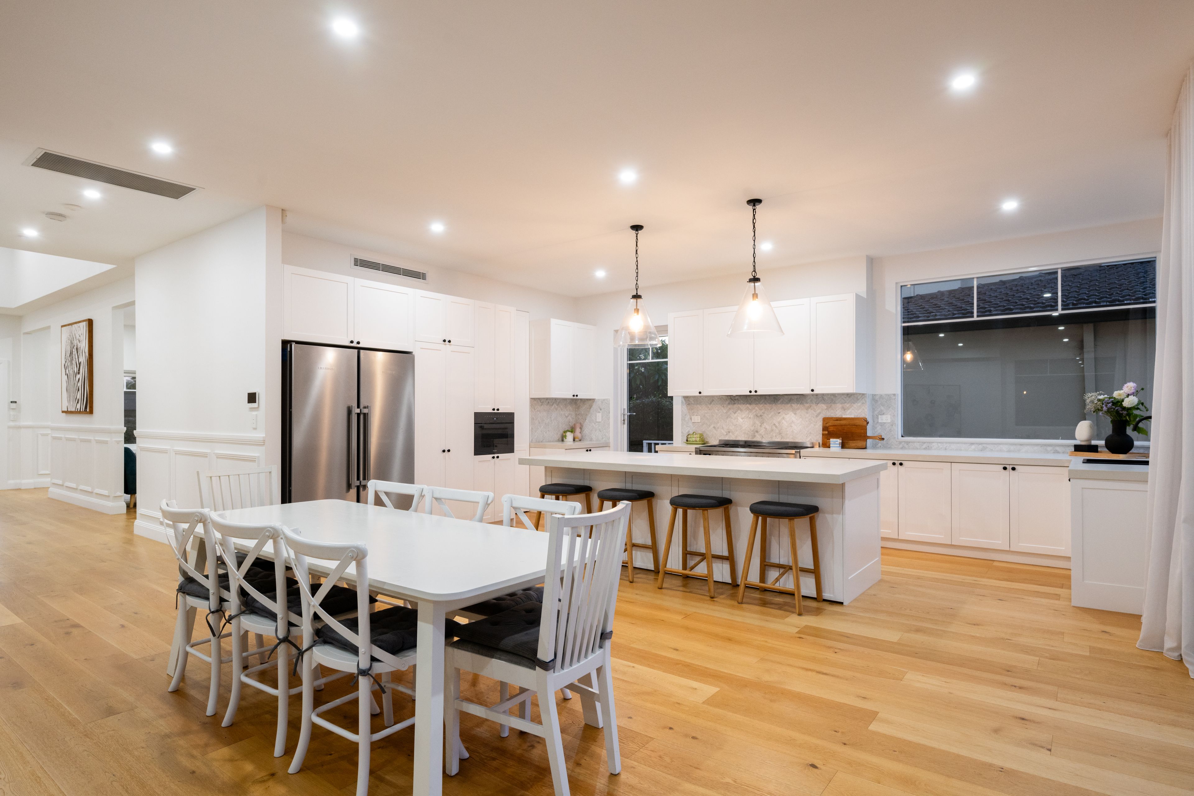 3 Kardinia Road — photo 4 of 17