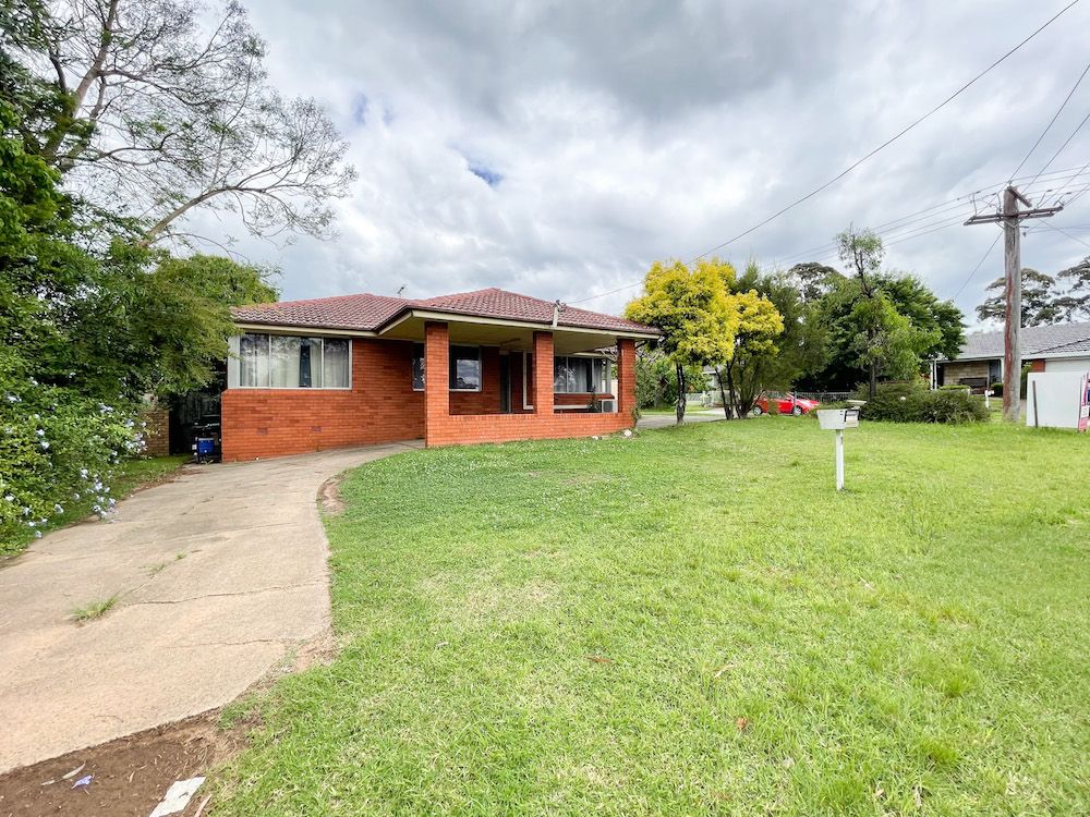 1 Hastings Place, Campbelltown, NSW 2560